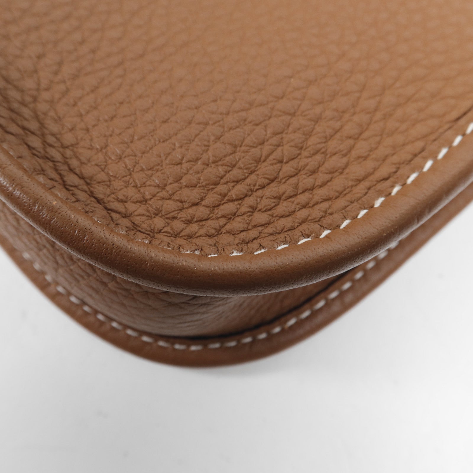 HERMES Clemence皮革Evelyne TPM銀扣肩背袋Gold