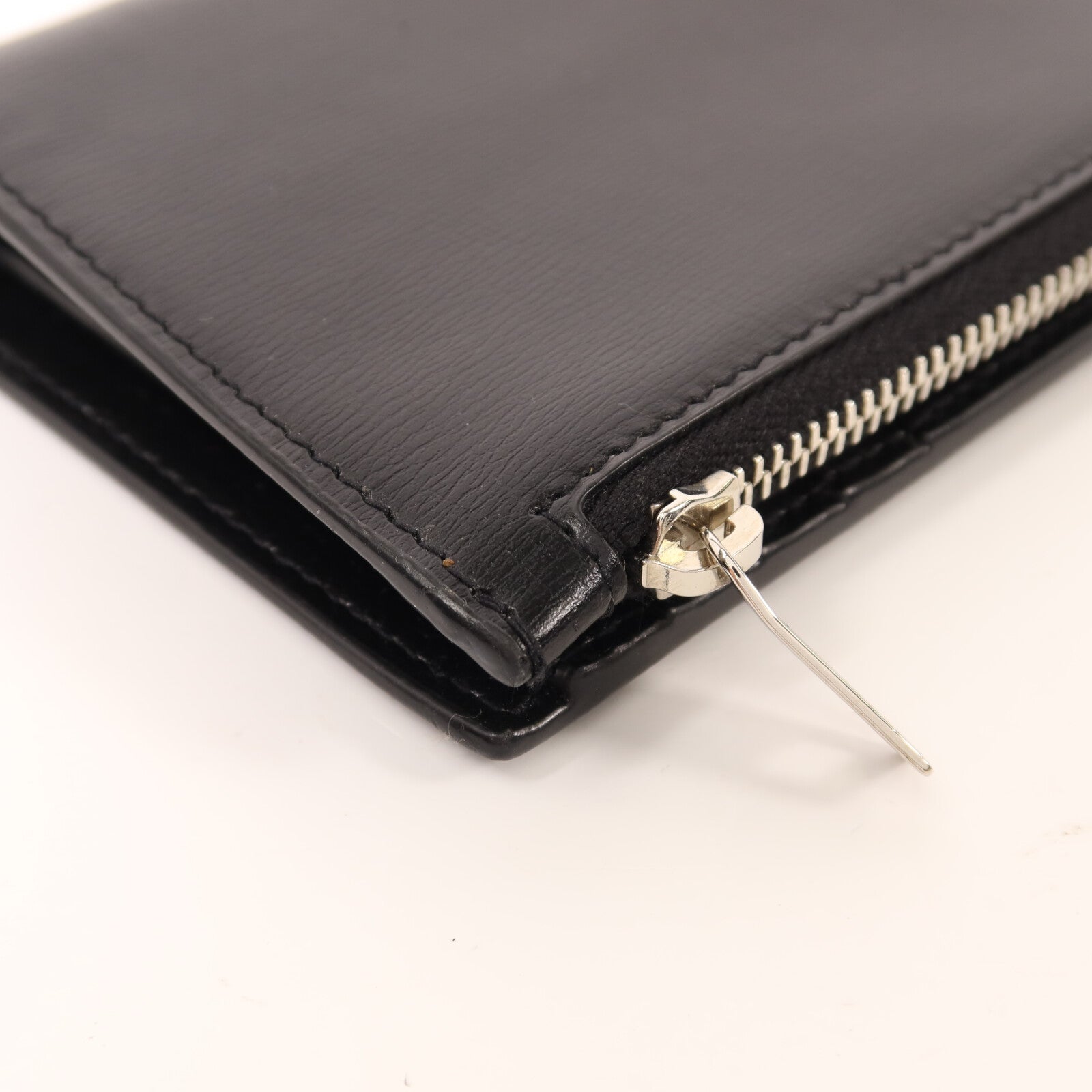 SAINT LAURENT 牛皮皮革Wallet銀扣錢包