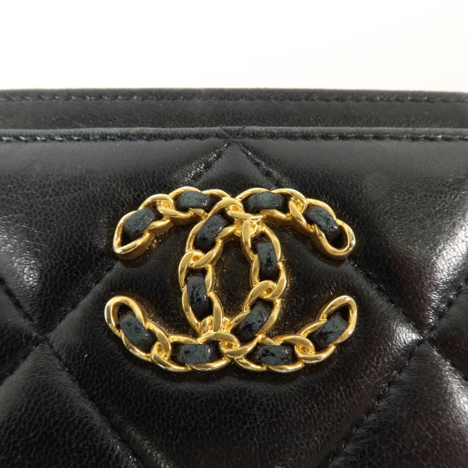CHANEL 羊皮皮革Chanel 19卡片套
