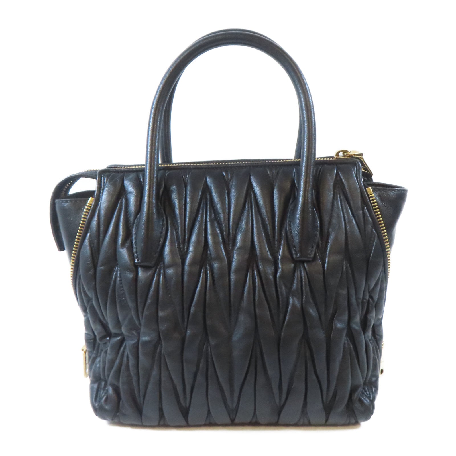 Miu miu avenue bag hotsell