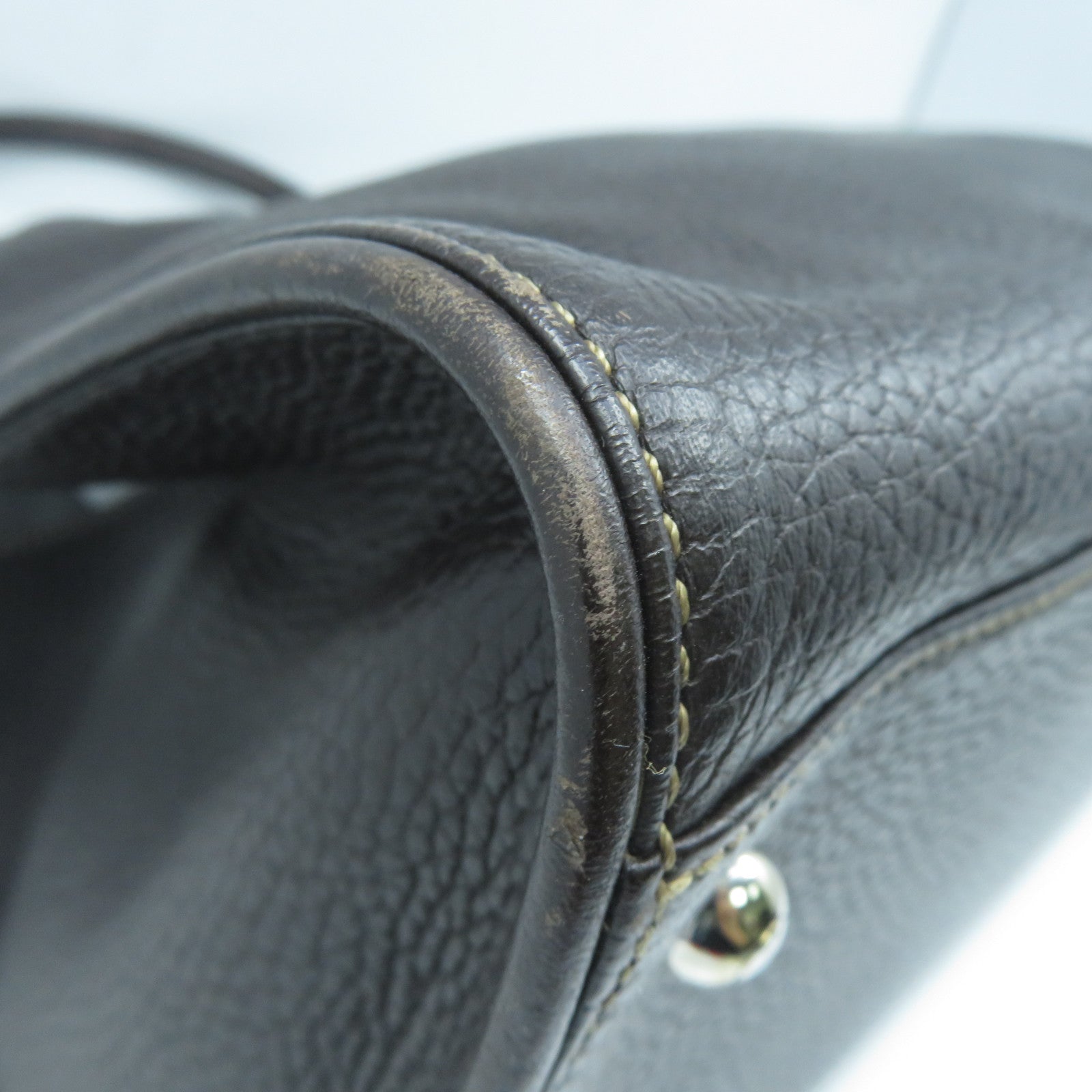 TOD’S 【清倉大減價】牛皮皮革Shoulder Bag銀扣肩背袋啡色