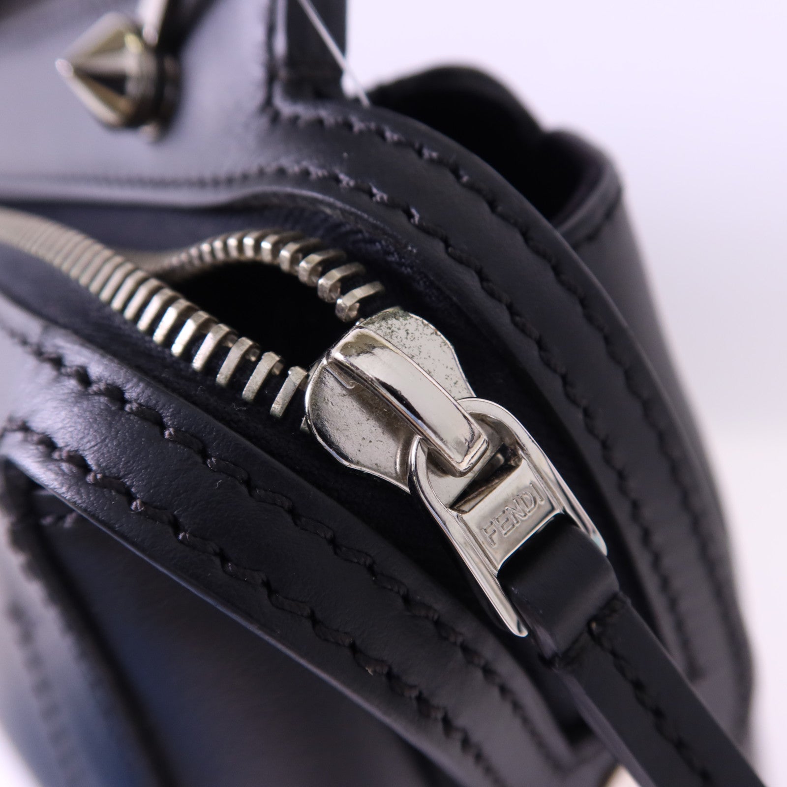 FENDI 牛皮皮革Dotcom 2 Way Shoulder Bag銀扣手挽肩背兩用袋