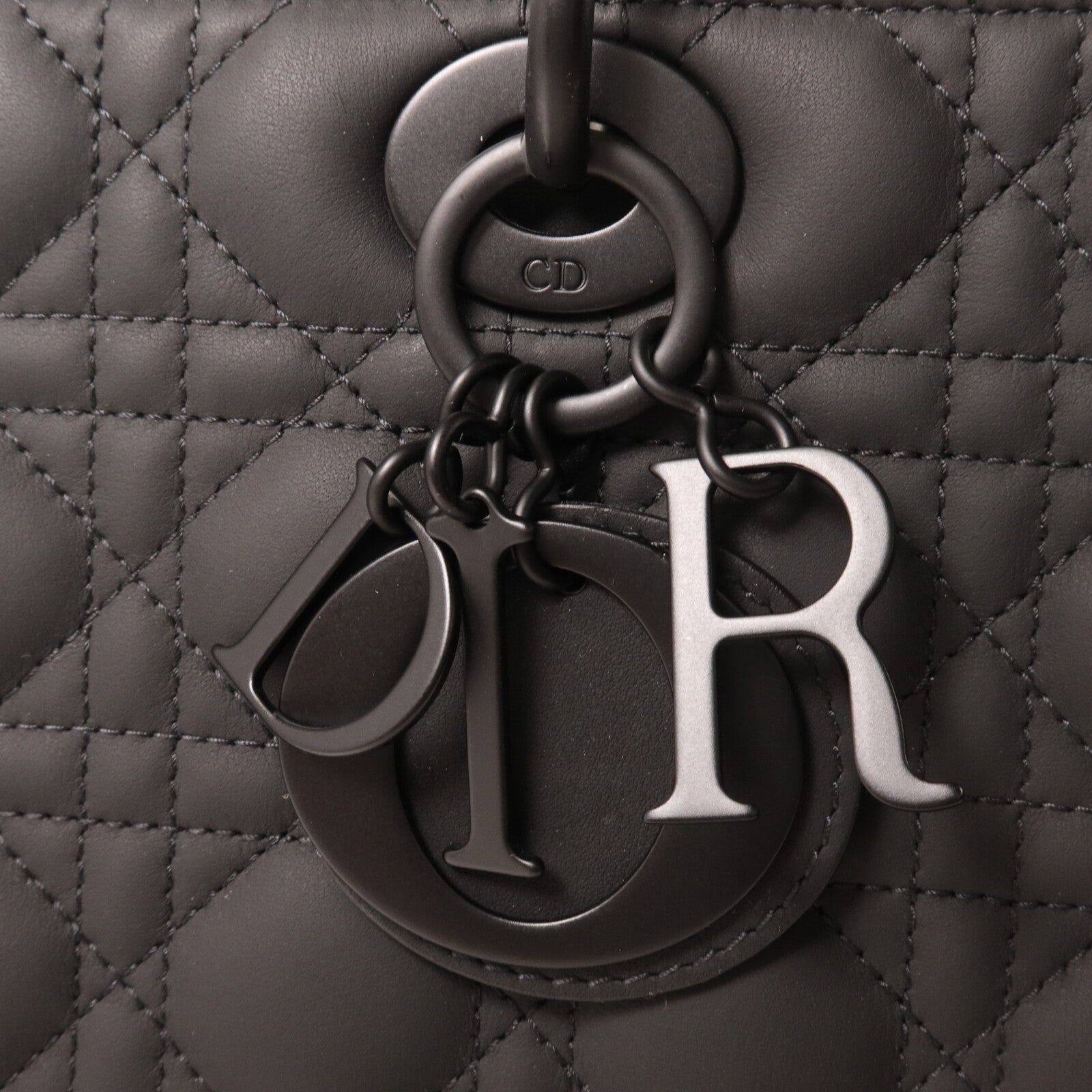 Dior 牛皮皮革Lady Dior Large手挽肩背兩用袋
