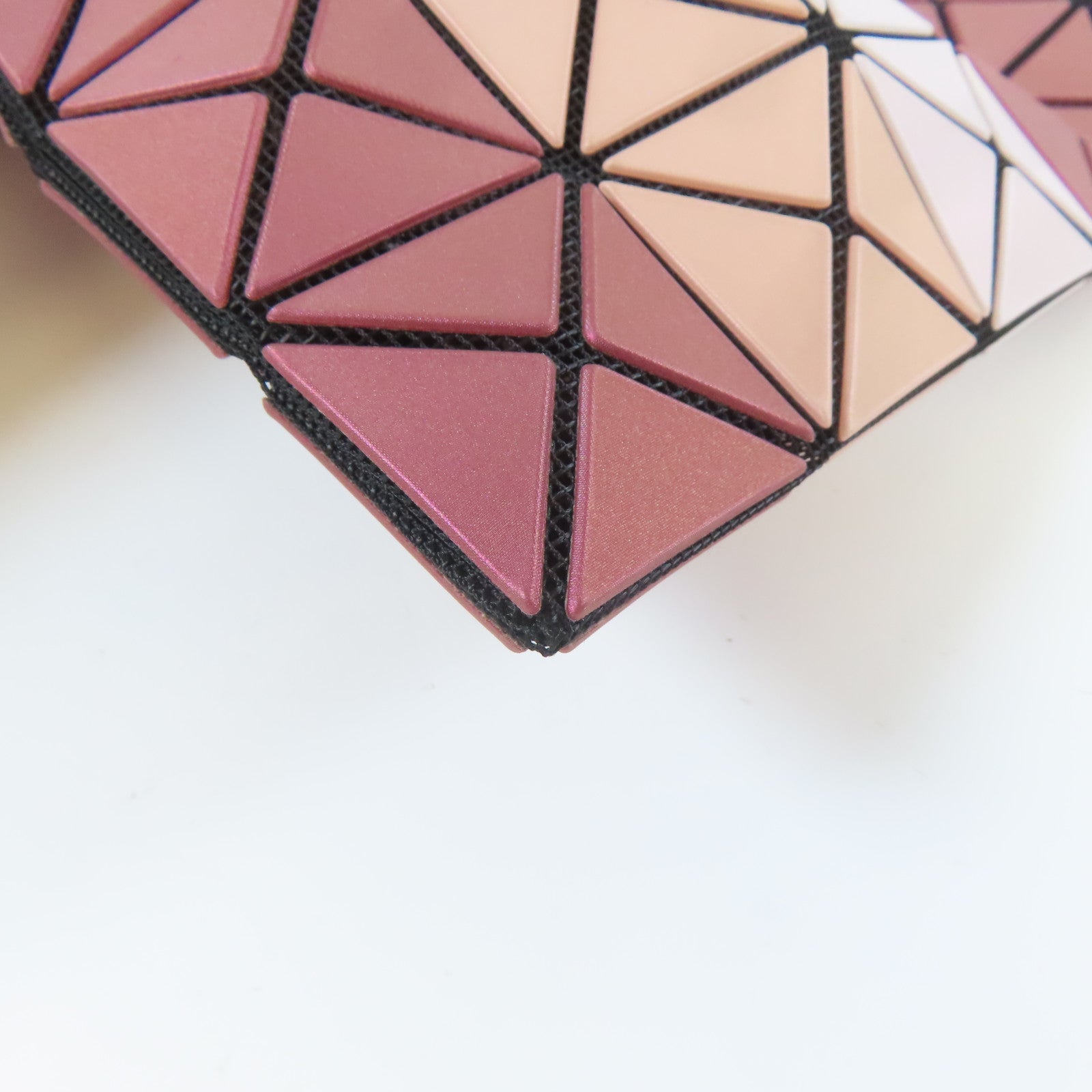 ISSEY MIYAKE PVC Issey Miyake Bao Bao黑扣肩背袋桃色/粉紅色