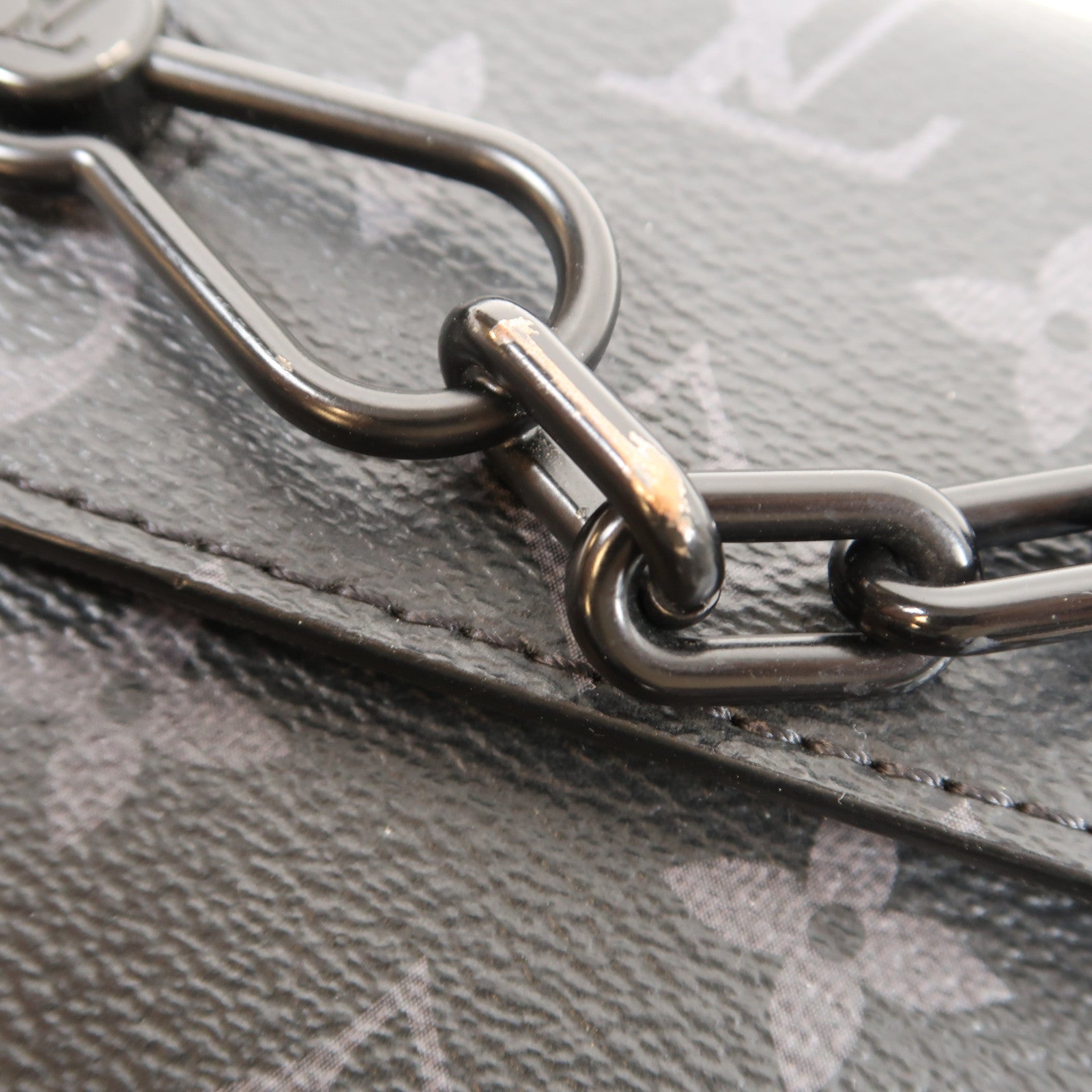 LOUIS VUITTON Monogram Eclipse Steamer肩背袋黑色/灰色
