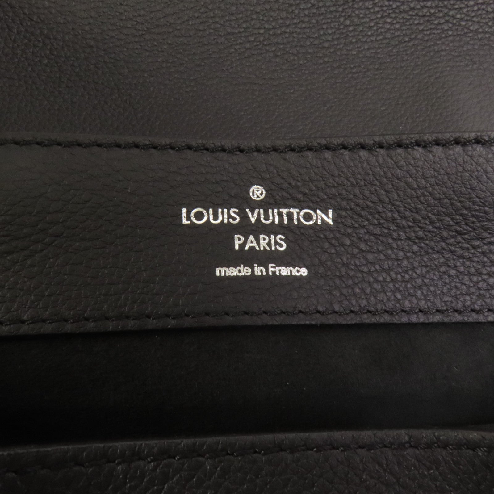 LOUIS VUITTON 【激減優惠】牛皮皮革Lock Me Backpack銀扣背包