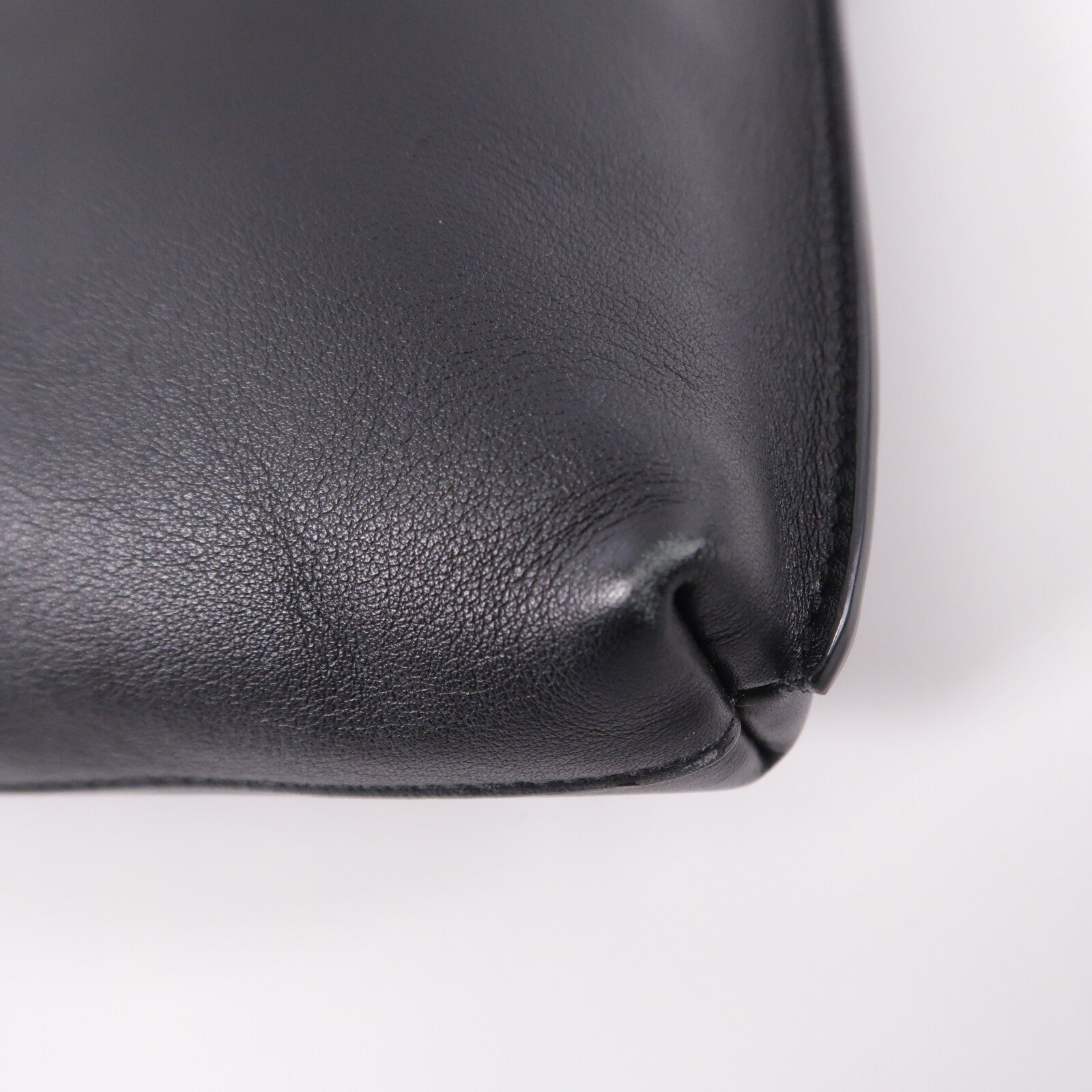 SAINT LAURENT 牛皮皮革Mini Suzanne肩背袋