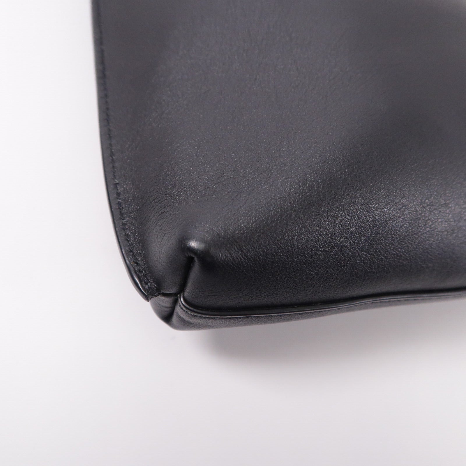 SAINT LAURENT 牛皮皮革Mini Suzanne肩背袋