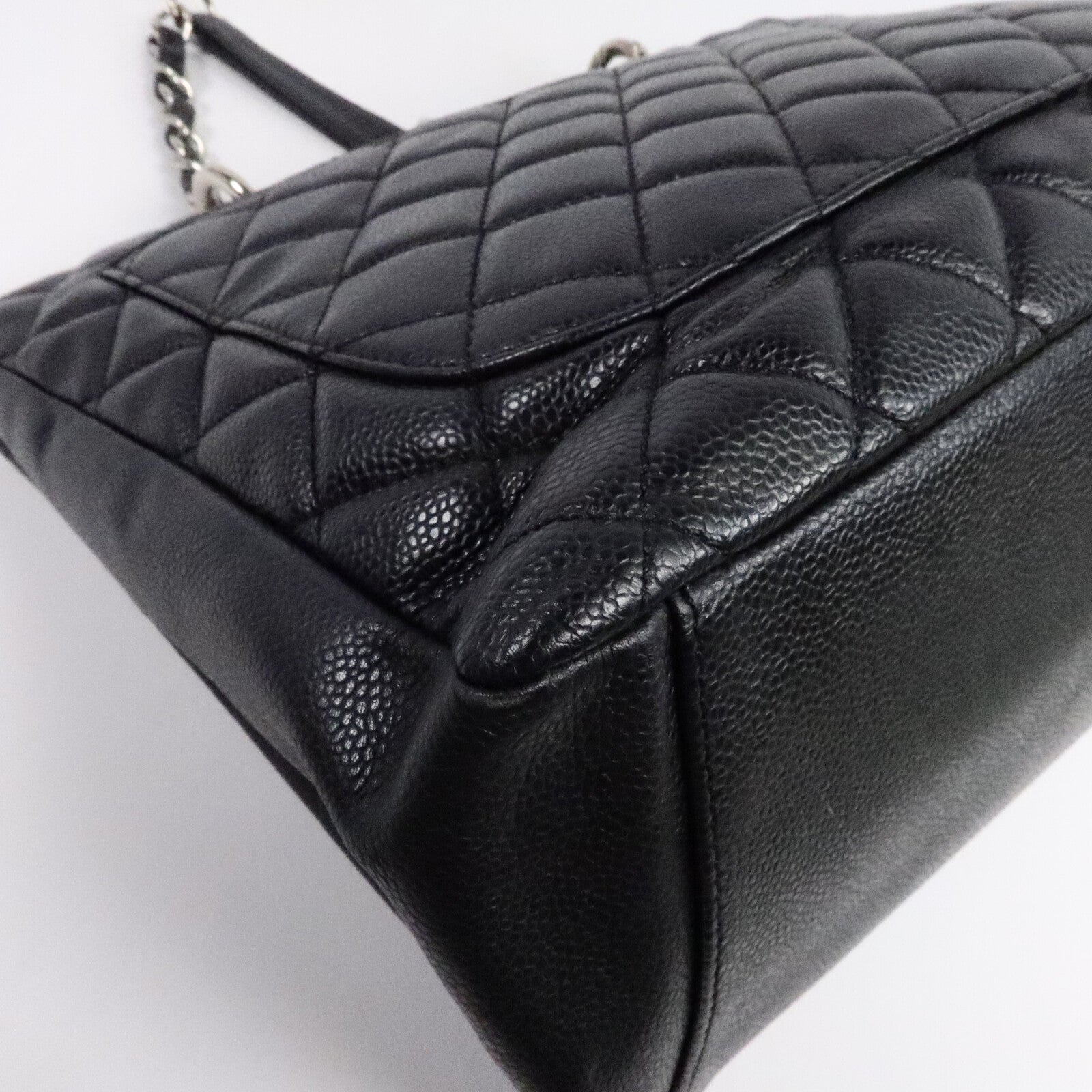 CHANEL 牛皮皮革GST Grand Shopping Tote Bag鏈帶肩背袋