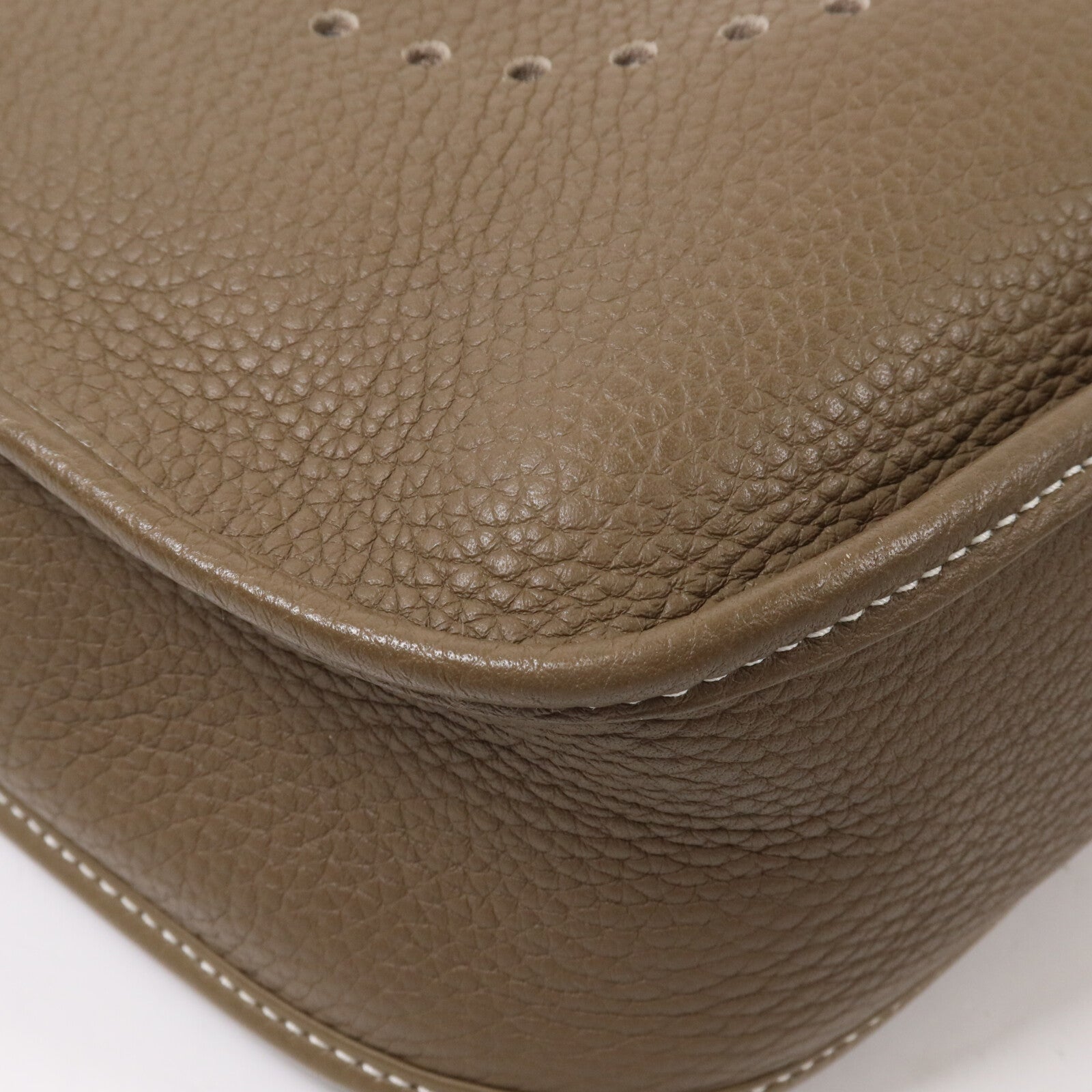 HERMES Clemence皮革Evelyne PM肩背袋Etoupe