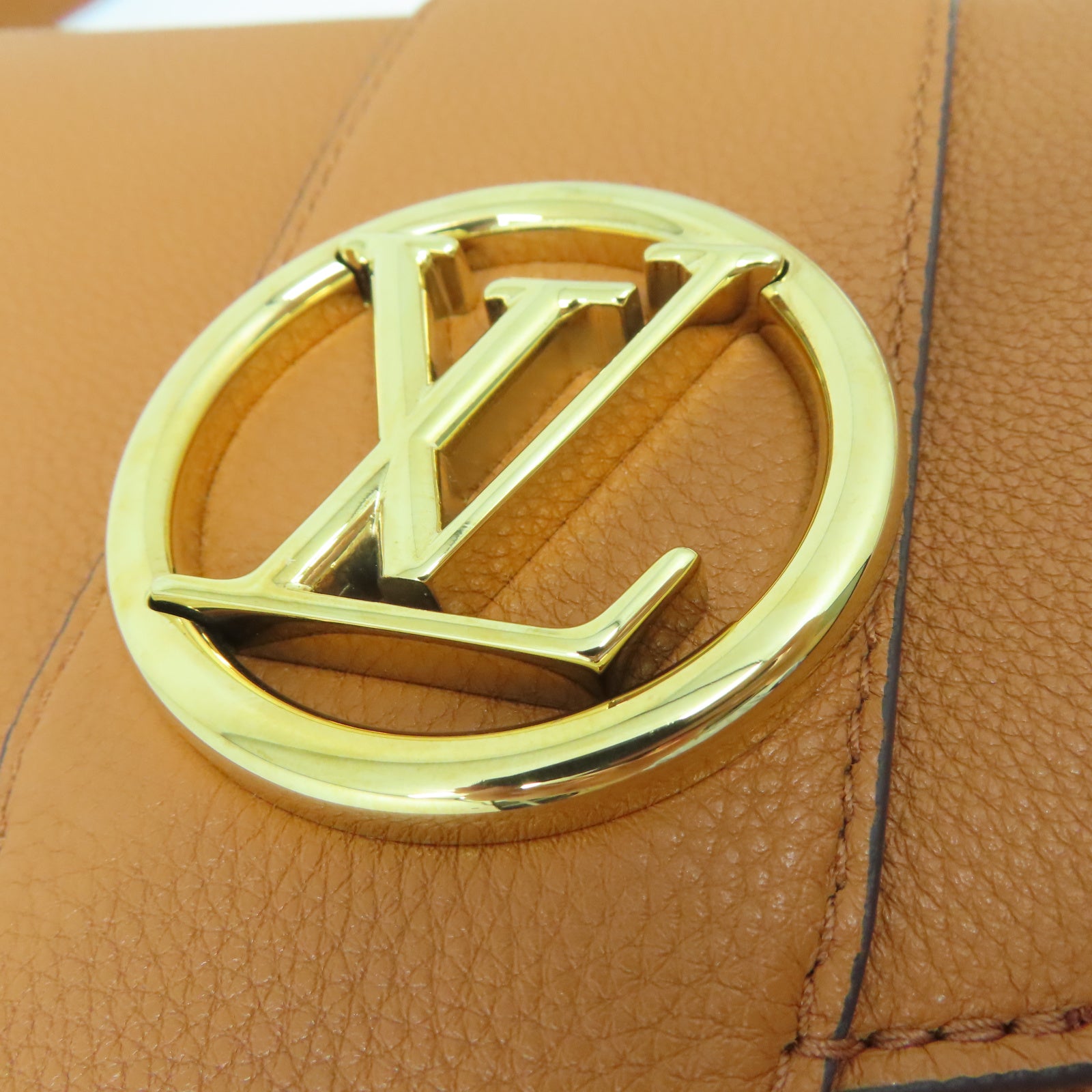 LOUIS VUITTON 【清倉大減價】牛皮皮革Pont 9 Soft MM金扣肩背袋棕色