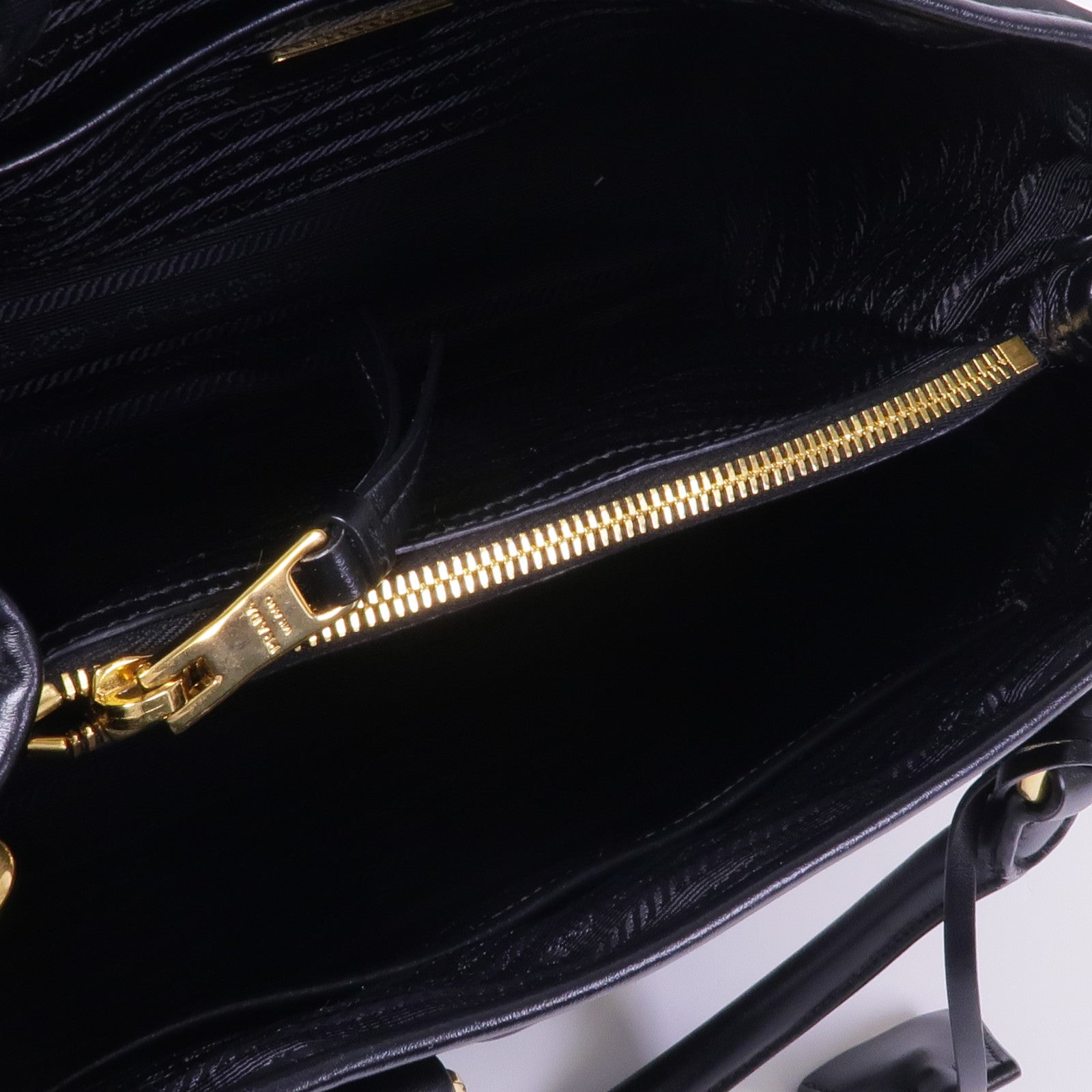 PRADA 尼龍2way Shoulder Bag金扣手挽肩背兩用袋