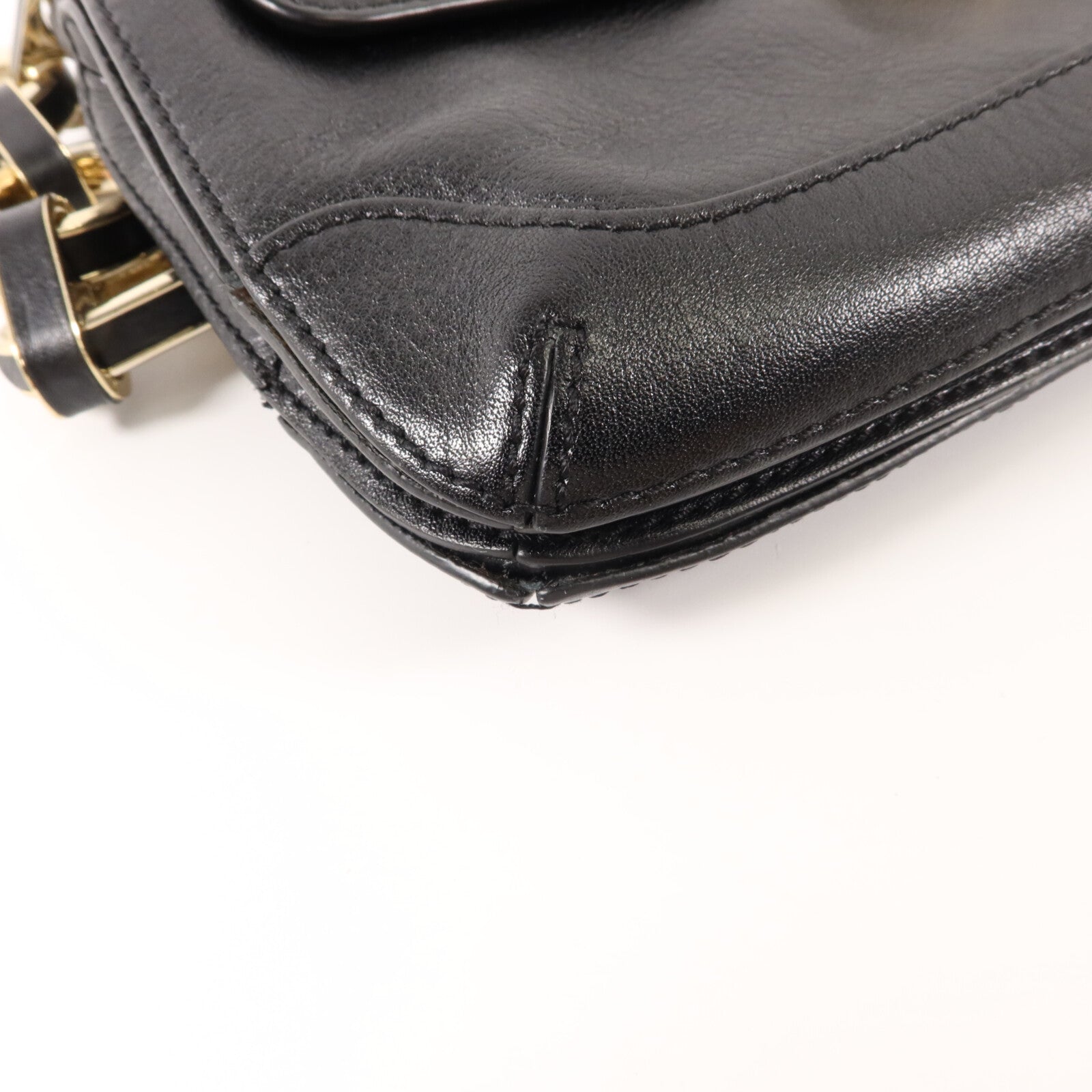 ANYA HINDMARCH 牛皮皮革Chain Shoulder鏈帶肩背袋