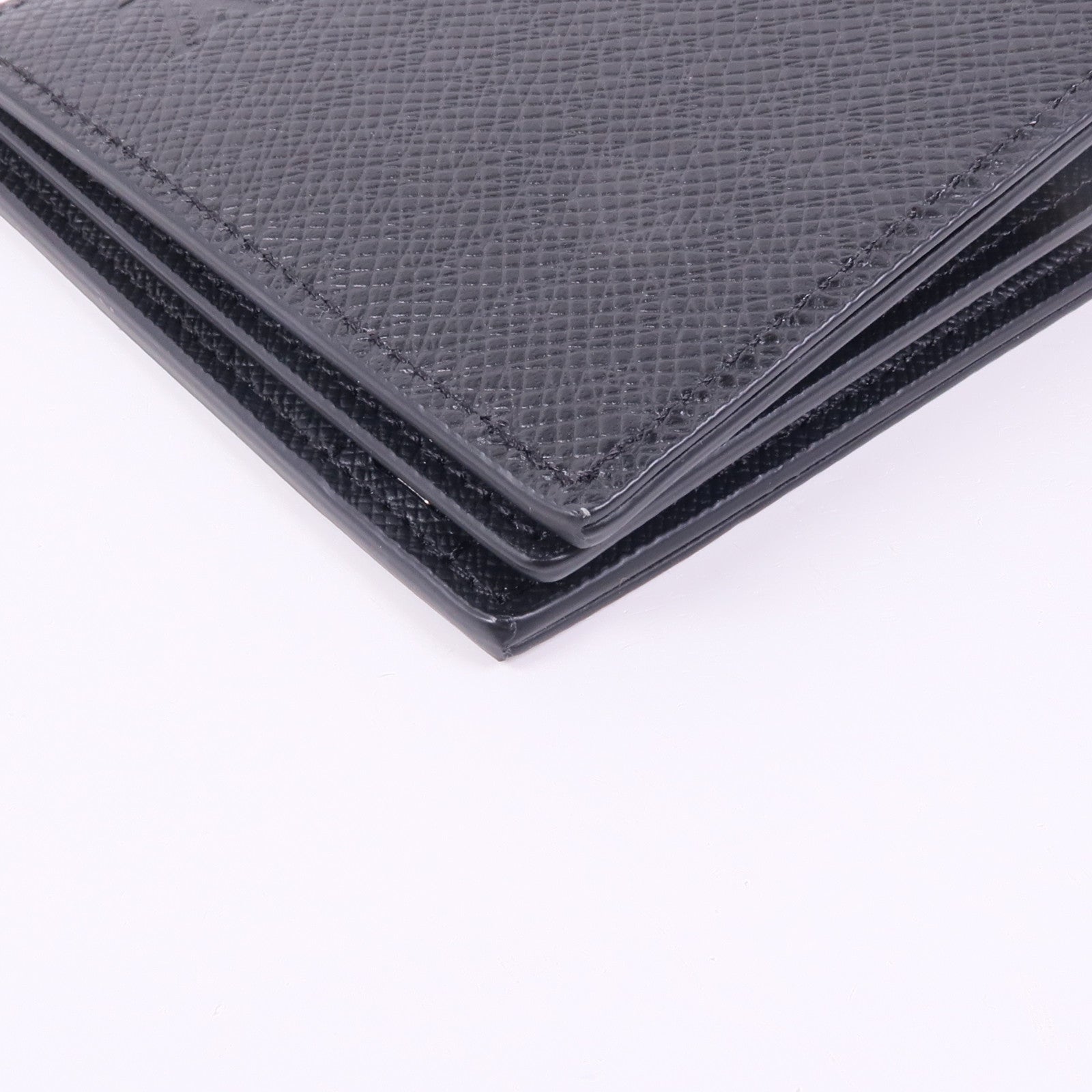 LOUIS VUITTON Taiga Amerigo錢包