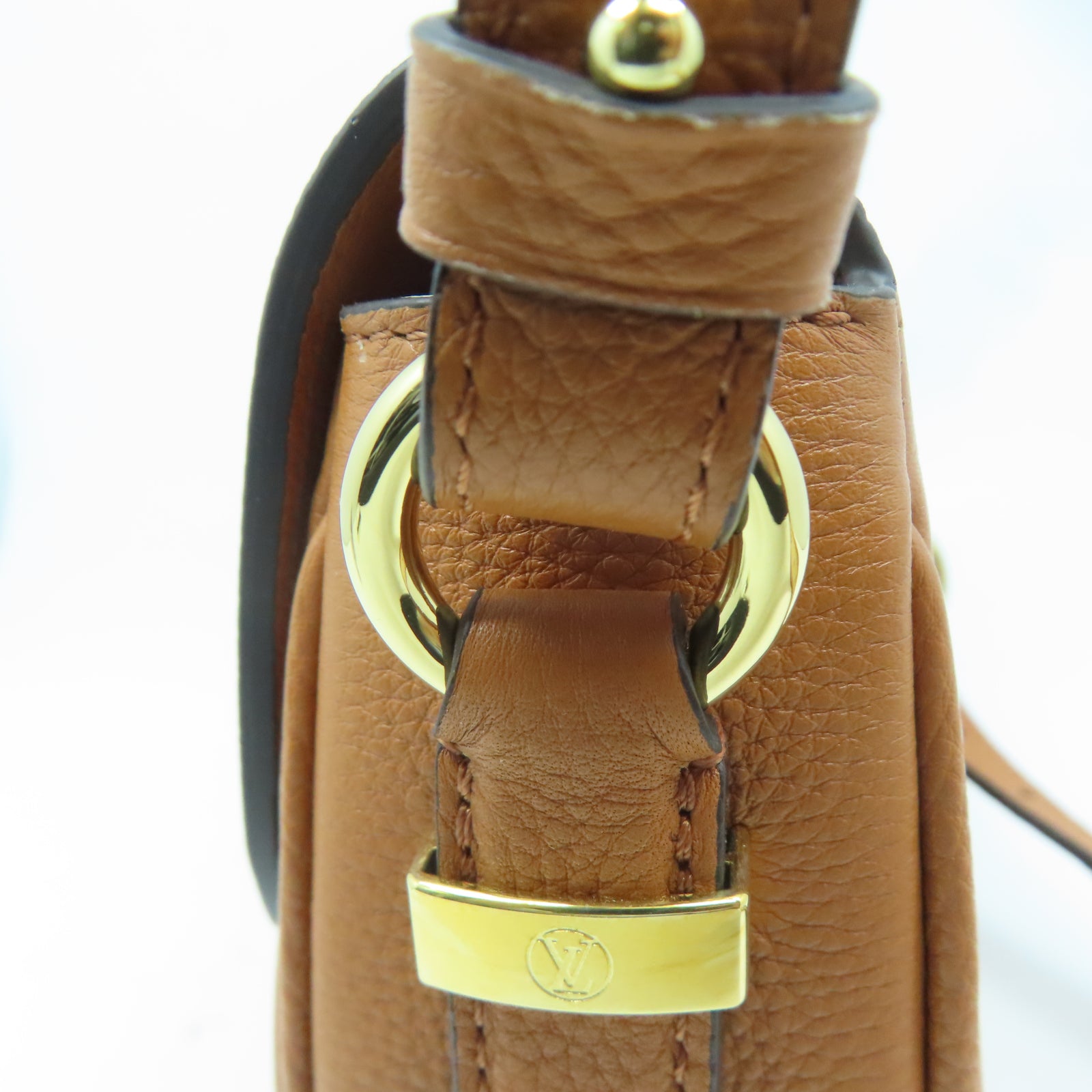 LOUIS VUITTON 【清倉大減價】牛皮皮革Pont 9 Soft MM金扣肩背袋棕色