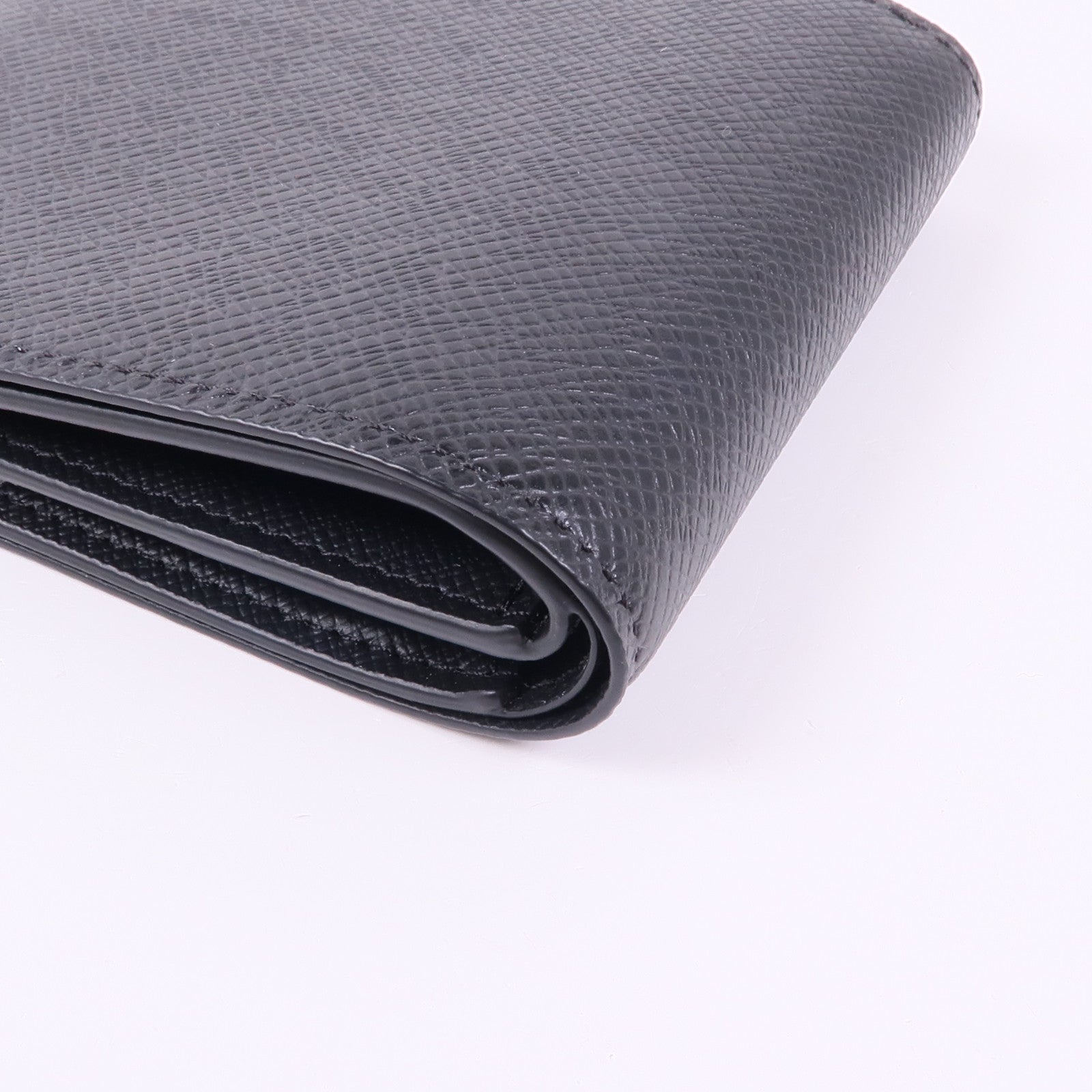 LOUIS VUITTON Taiga Amerigo錢包