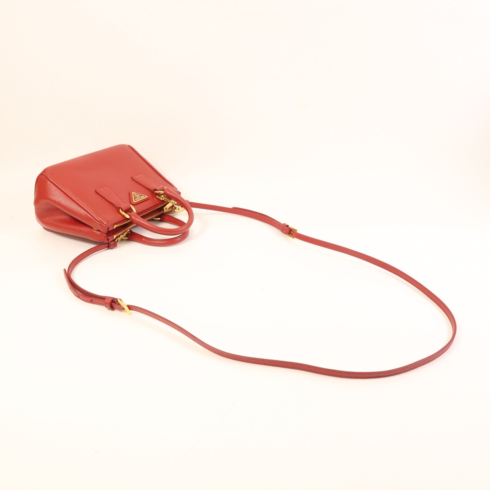 PRADA Saffiano皮革2 Way Shoulder金扣手挽肩背兩用袋