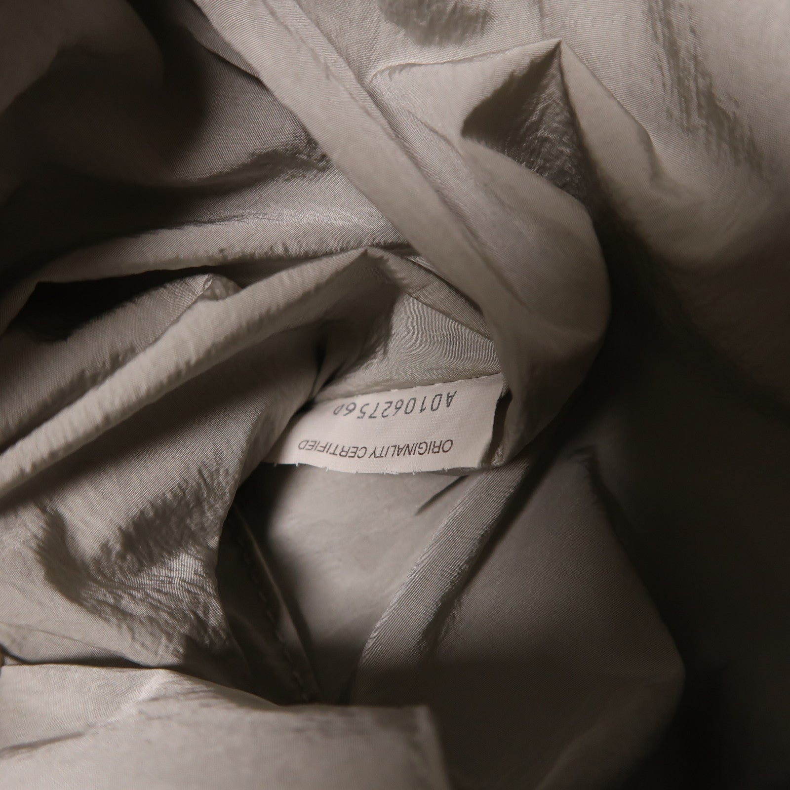 BOTTEGA VENETA 羊皮皮革Shoulder Bag金扣肩背袋灰色
