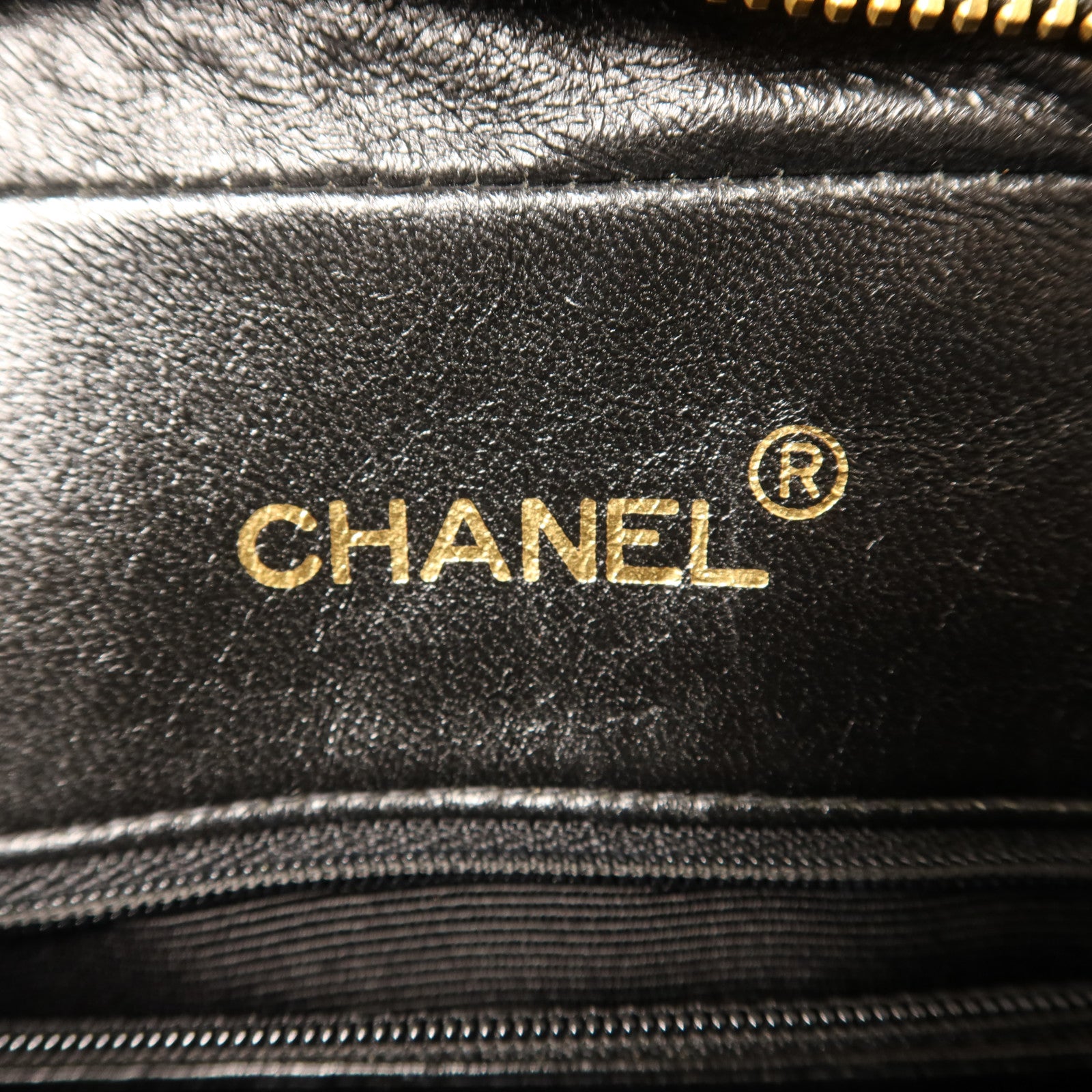 CHANEL 羊皮皮革Chain Shoulder金扣鏈帶肩背袋