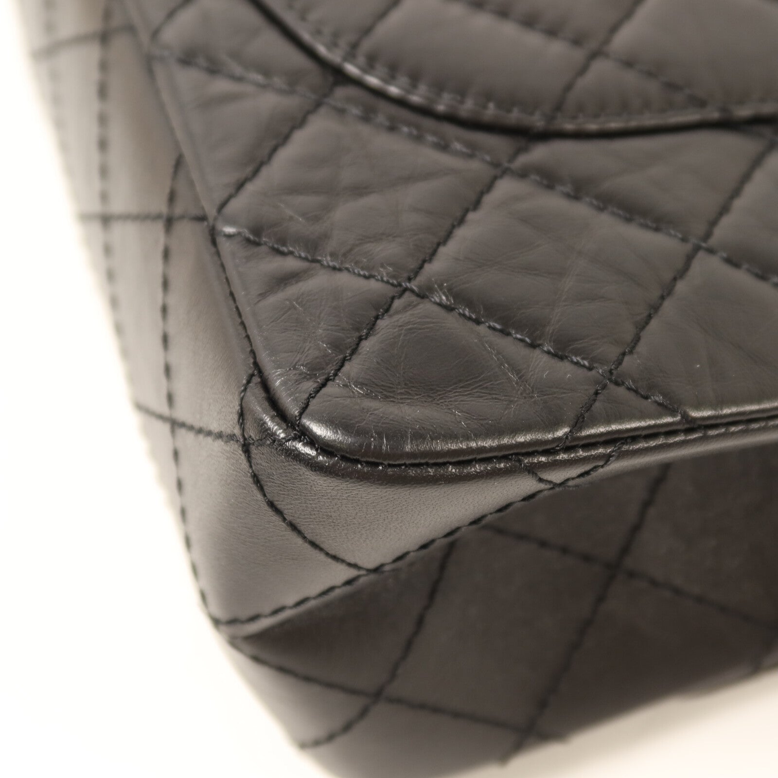 CHANEL 牛皮皮革2.55 Medium金扣鏈帶肩背袋