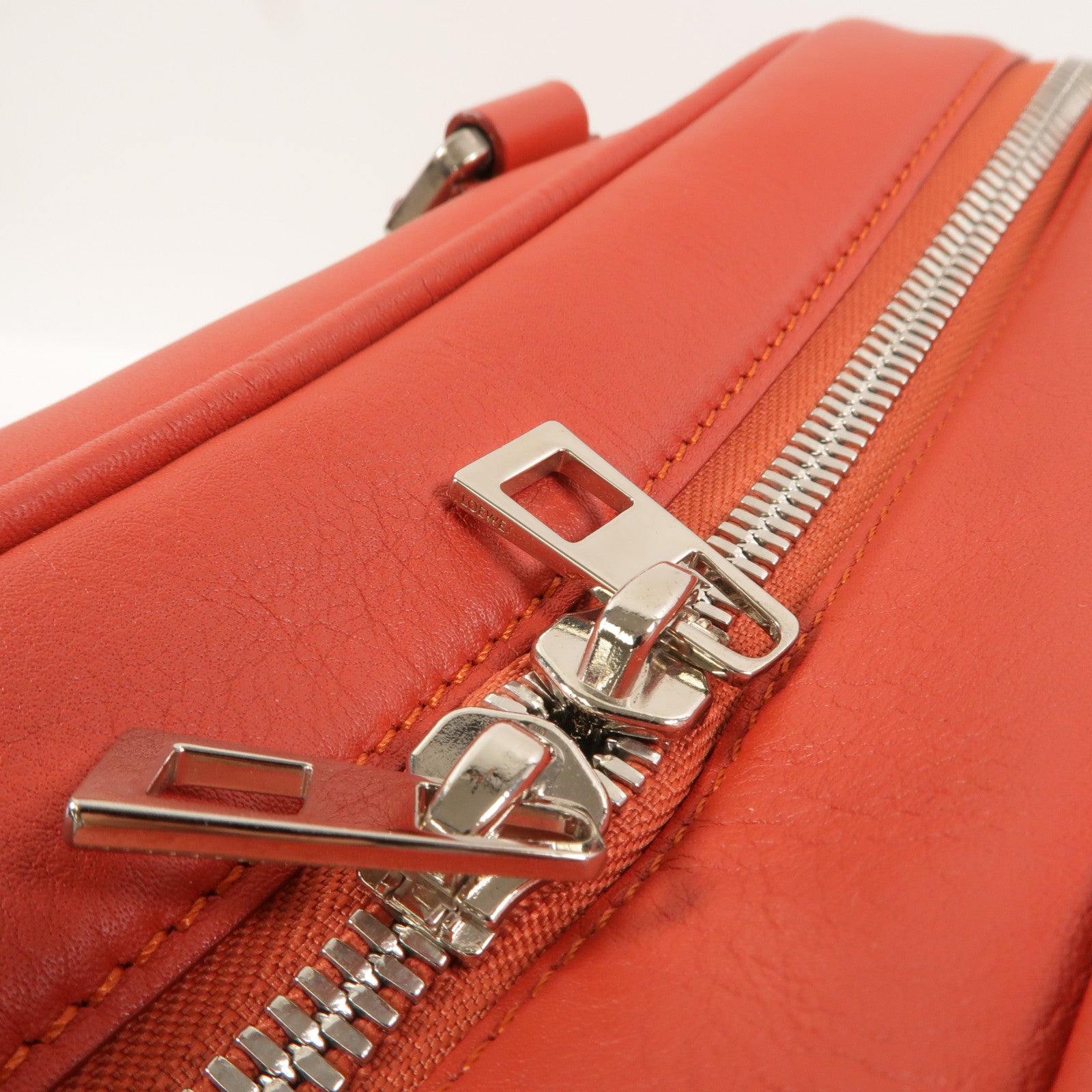 LOEWE 牛皮皮革Amazona Hand Bag手挽袋