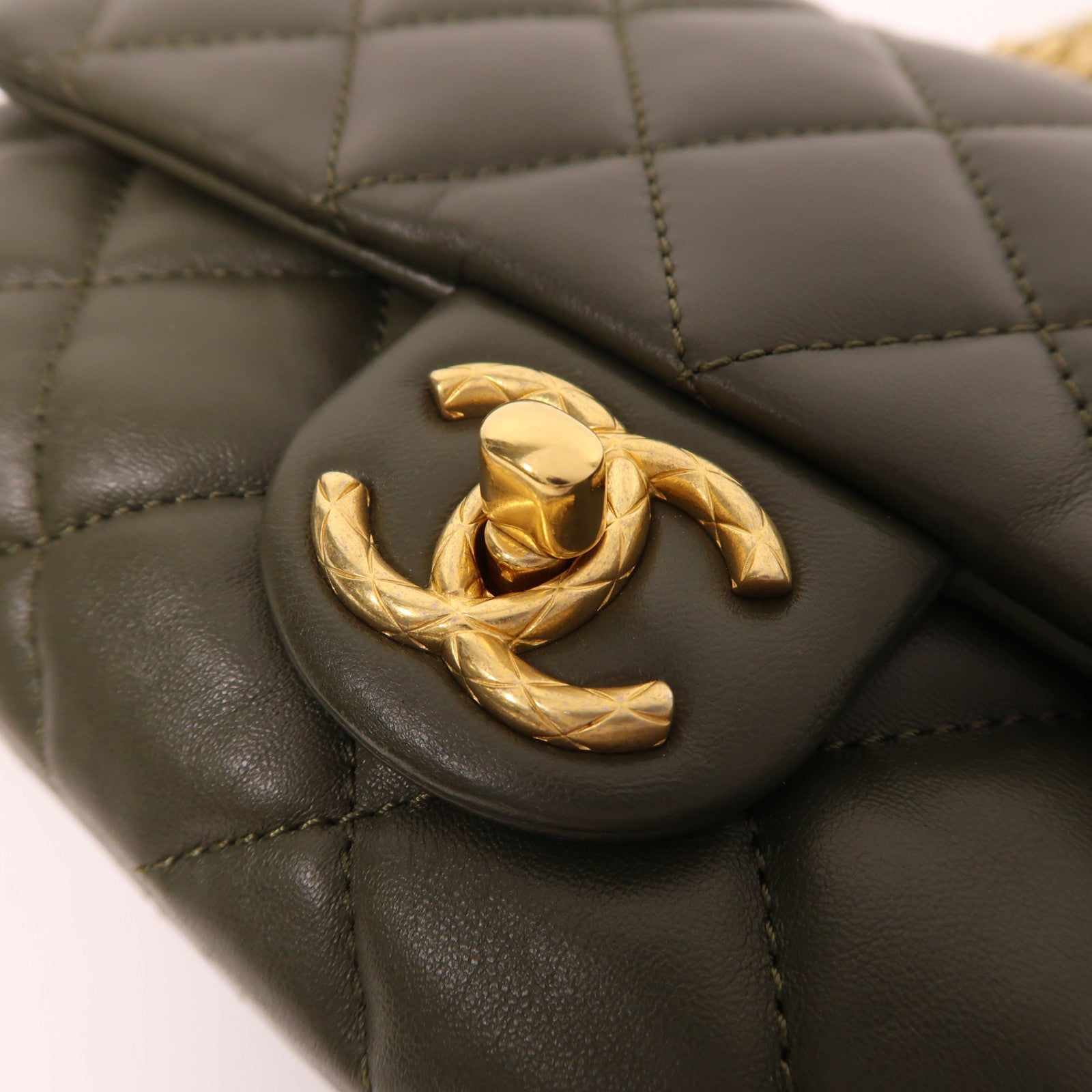 CHANEL 羊皮皮革Chain Shoulder金扣鏈帶肩背袋綠色