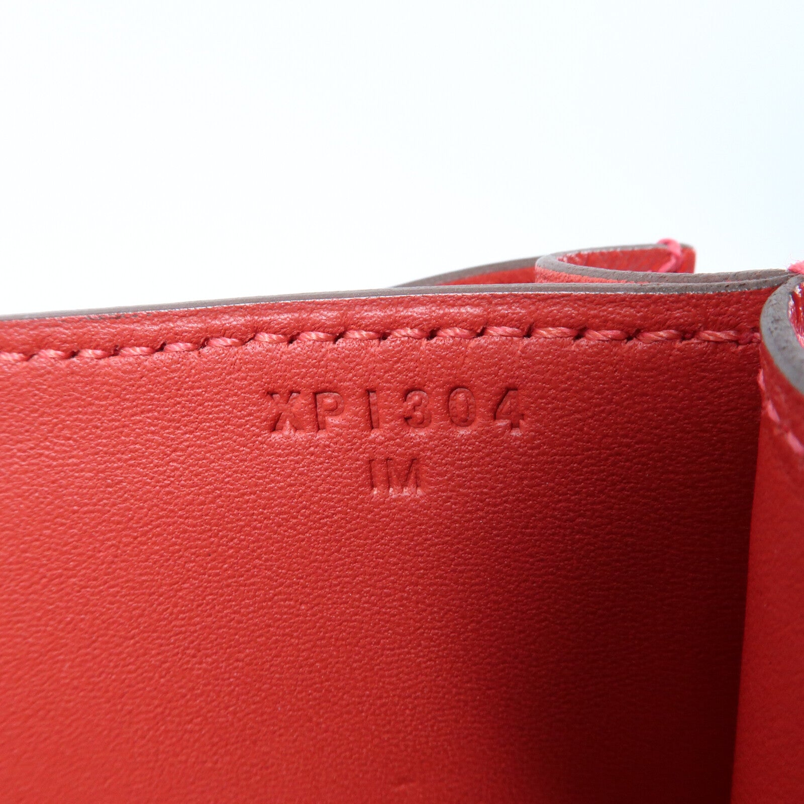 HERMES Epsom皮革Constance 24金扣肩背袋Rouge Casaque