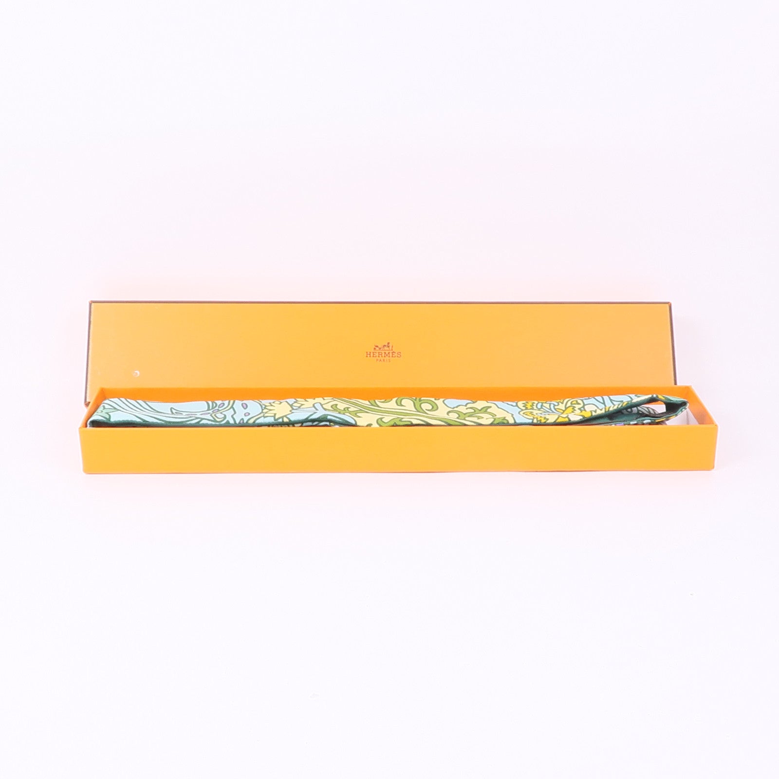 HERMES 絲質Long Twilly絲巾