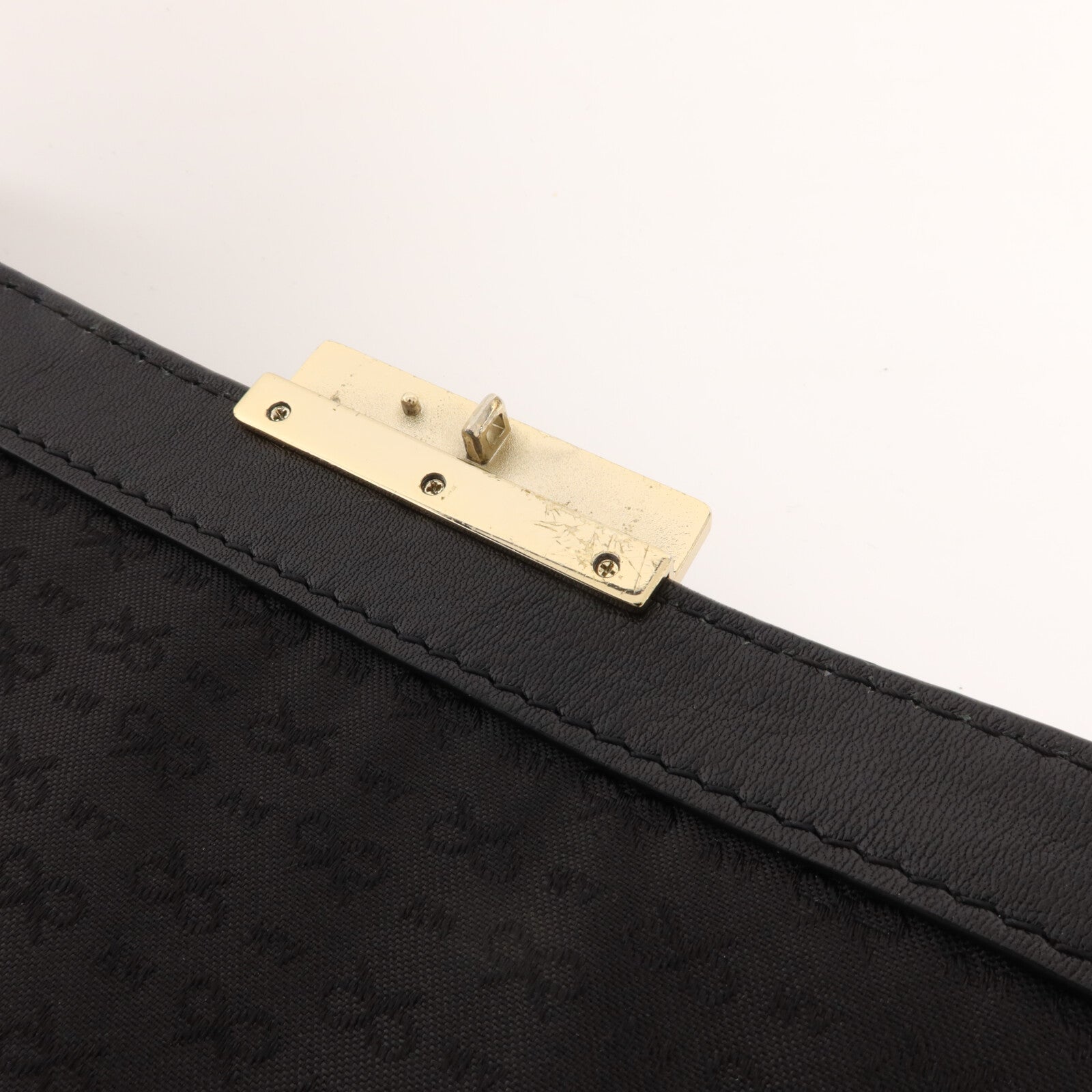 ANYA HINDMARCH 牛皮皮革Chain Shoulder鏈帶肩背袋