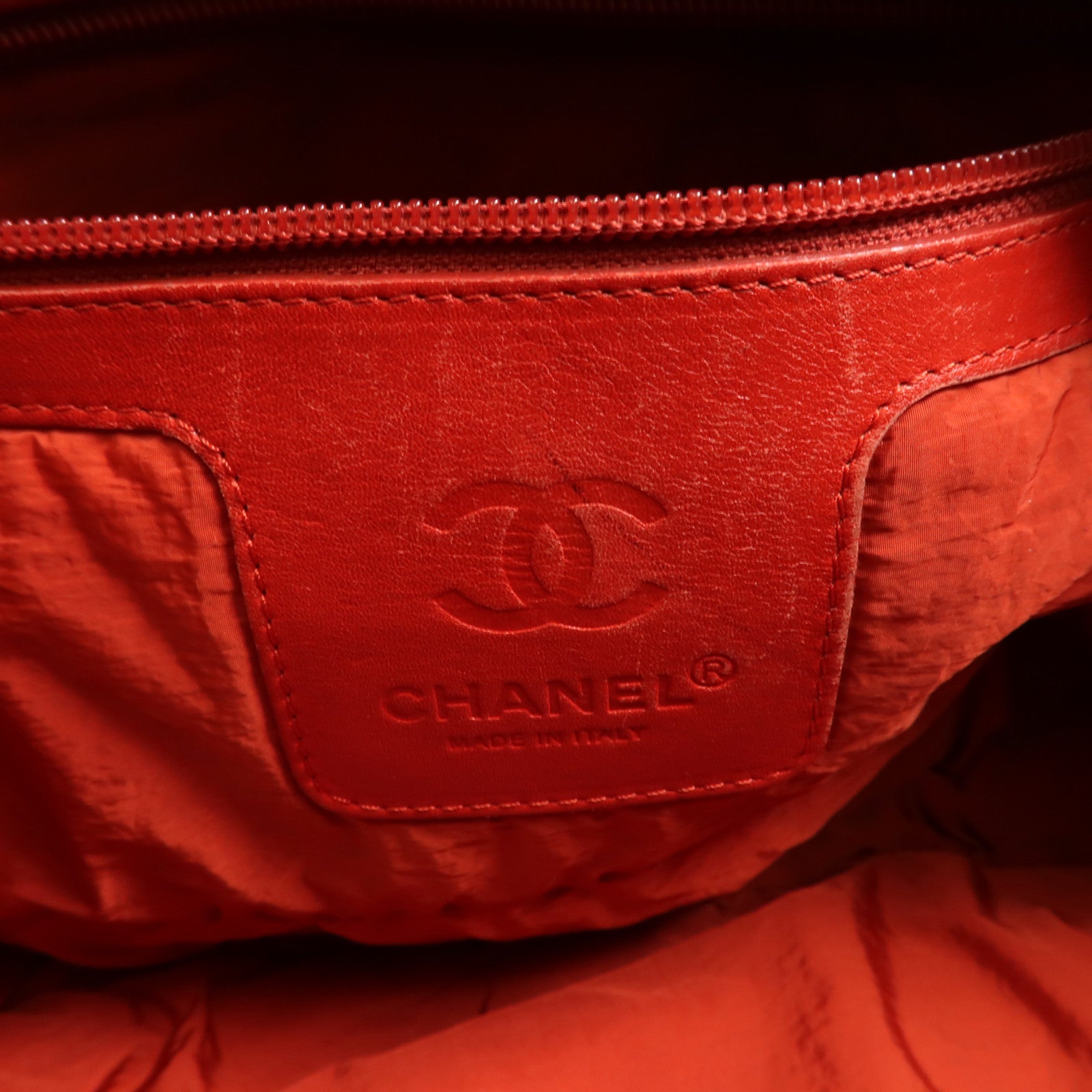 CHANEL 尼龍Coco Cocoon銀扣手挽袋