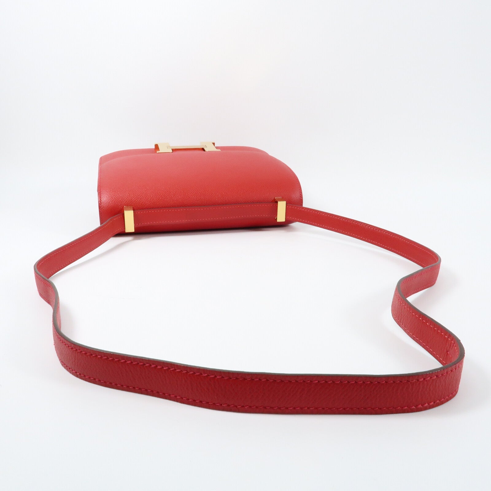 HERMES Epsom皮革Constance 24金扣肩背袋Rouge Casaque