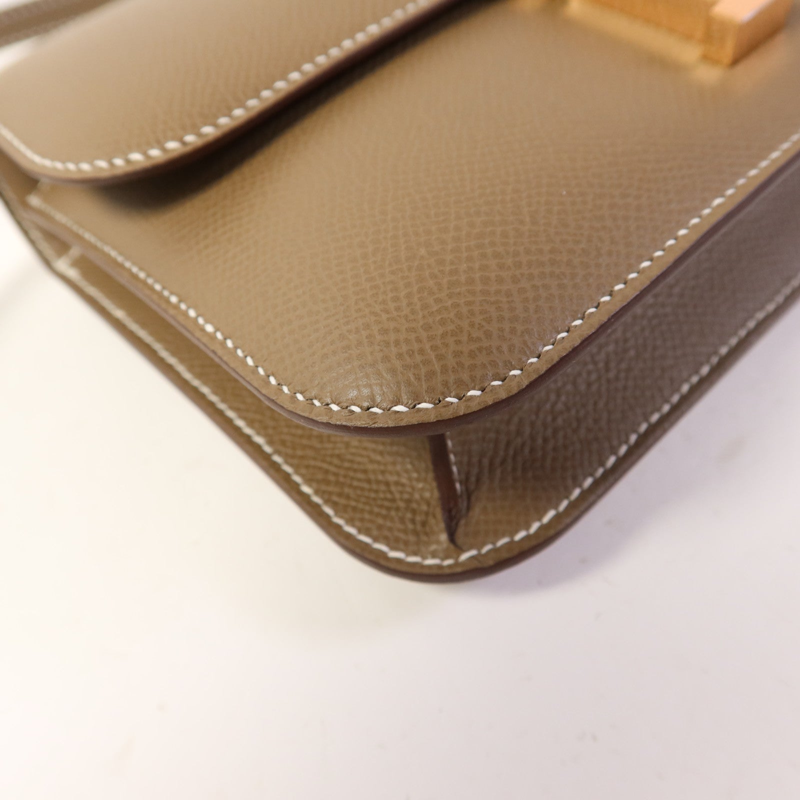HERMES Epsom皮革Constance Elan金扣肩背袋Etoupe