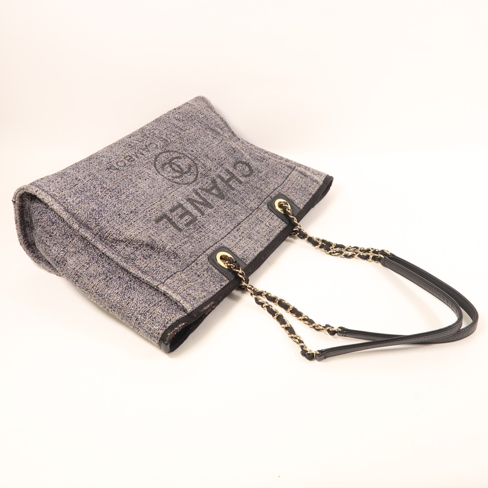 CHANEL Straw Deauville Tote金扣鏈帶肩背袋