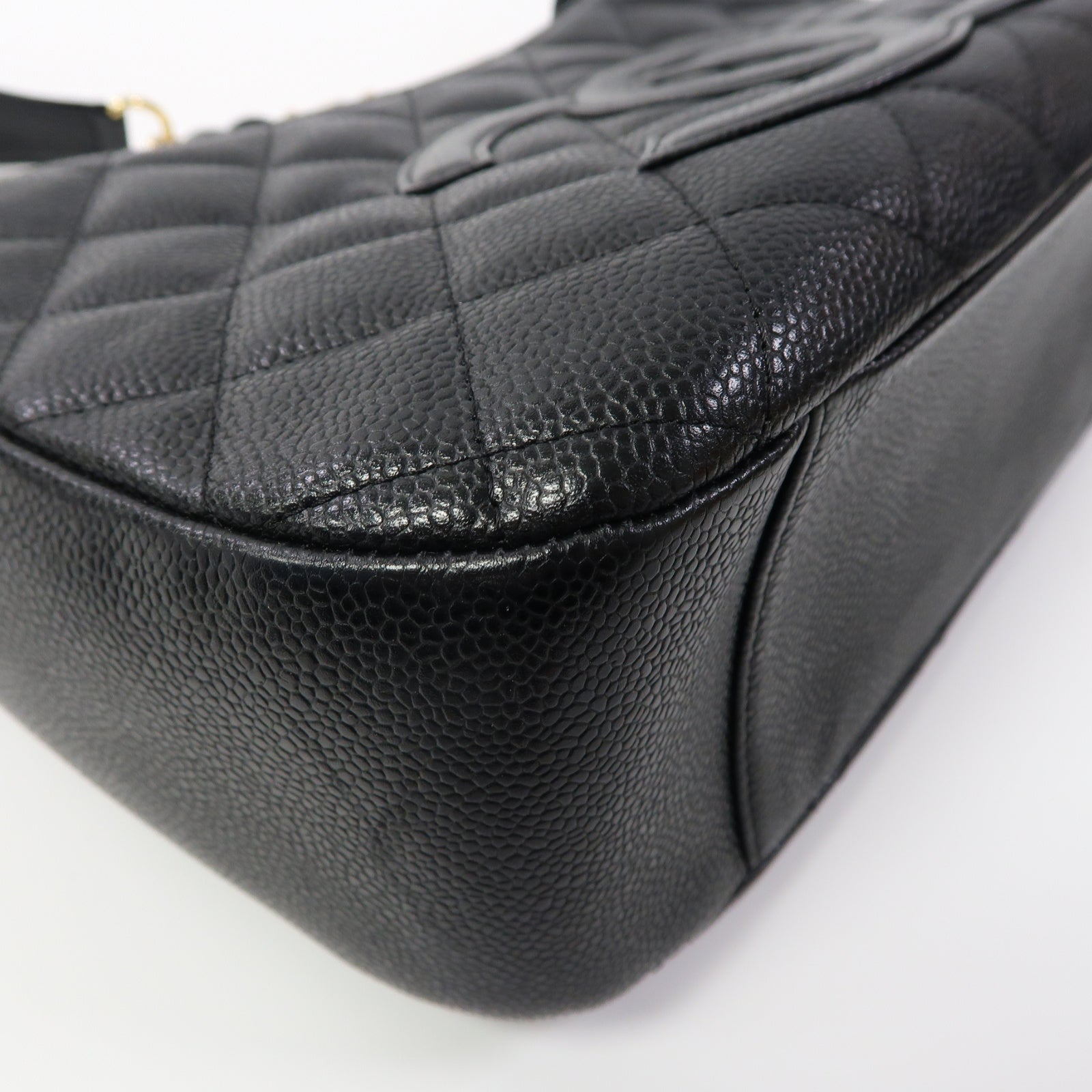 CHANEL 菱格牛皮皮革Vintage Shoulder Bag金扣肩背袋黑色