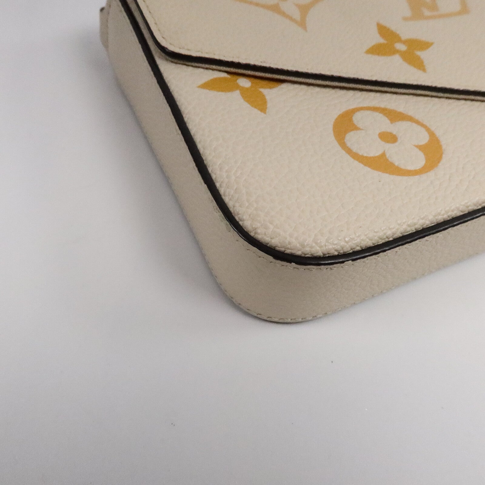 LOUIS VUITTON Monogram Empreinte Pochette Felicie肩背袋