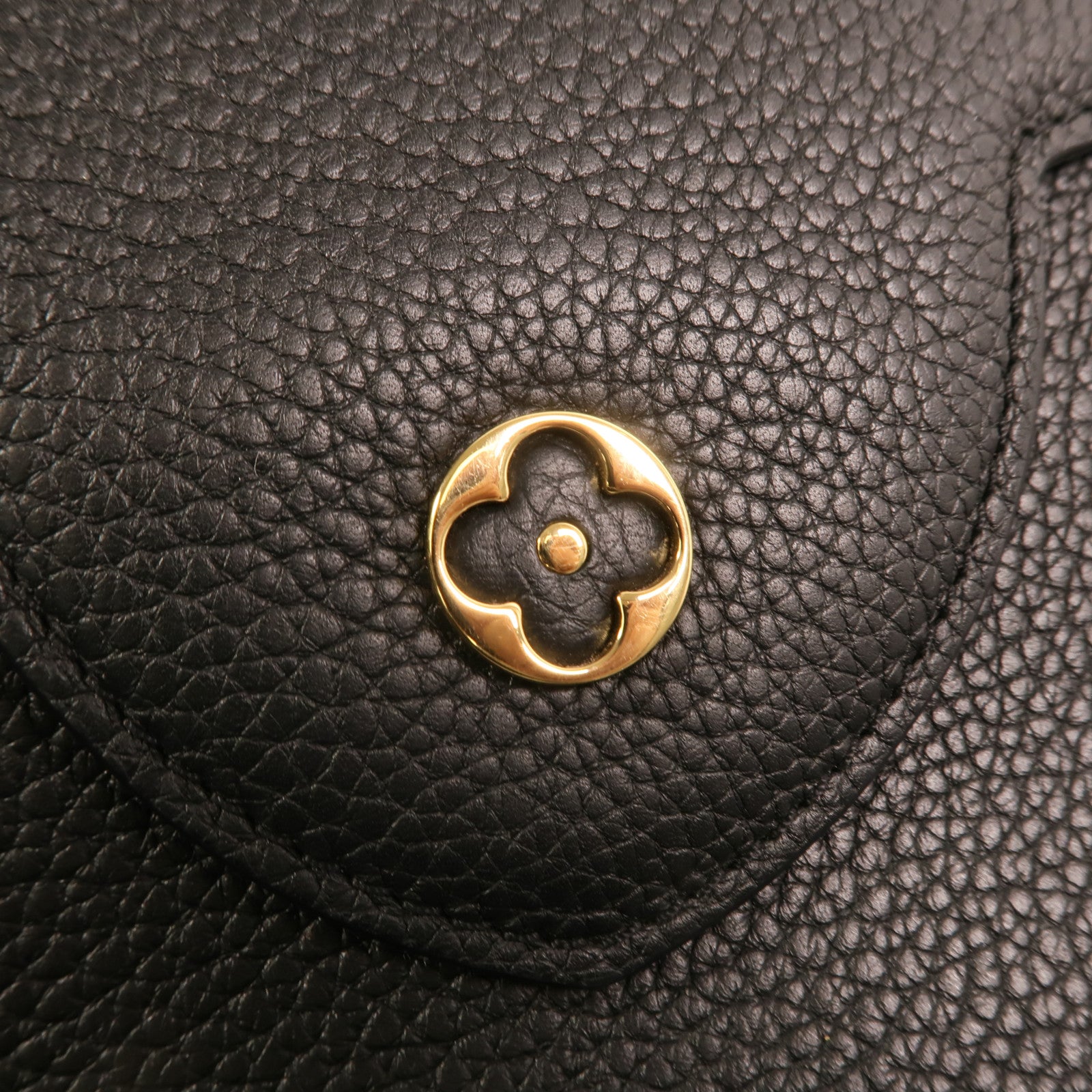LOUIS VUITTON 牛皮皮革Capucines MM金扣手挽肩背兩用袋