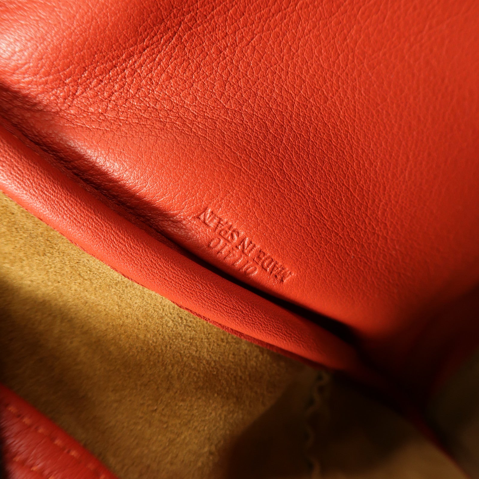 LOEWE 牛皮皮革Amazona Hand Bag手挽袋