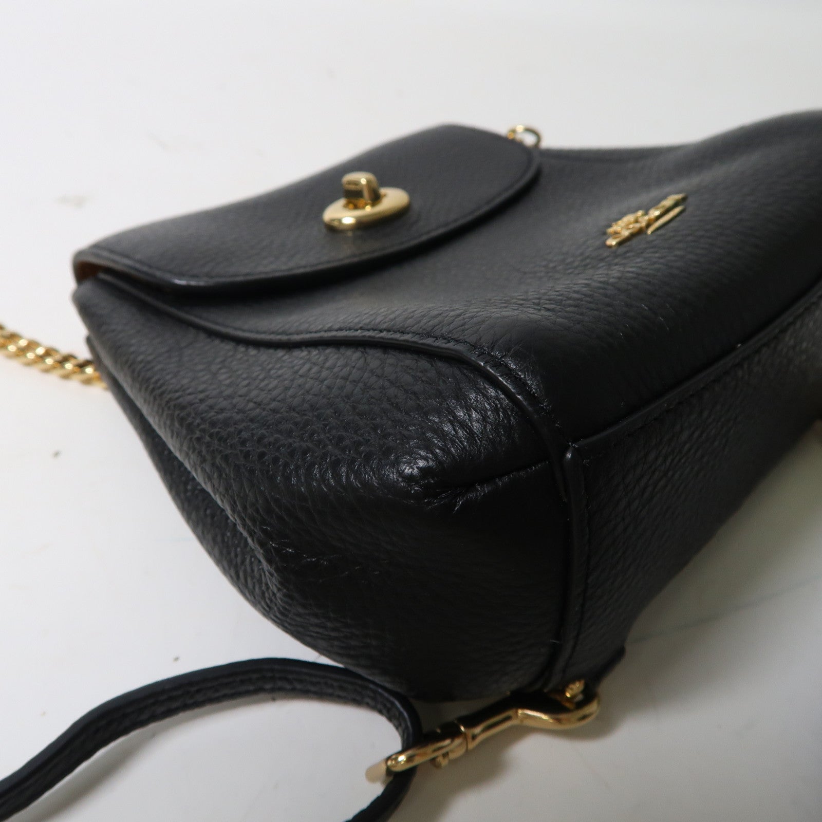 COACH 牛皮皮革Backpack金扣鏈帶背包黑色