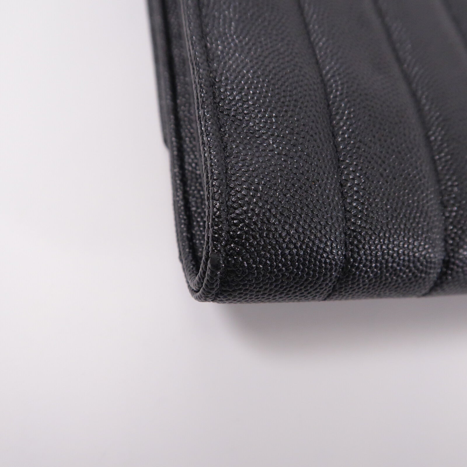 SAINT LAURENT 牛皮皮革Vicky Medium鏈帶肩背袋