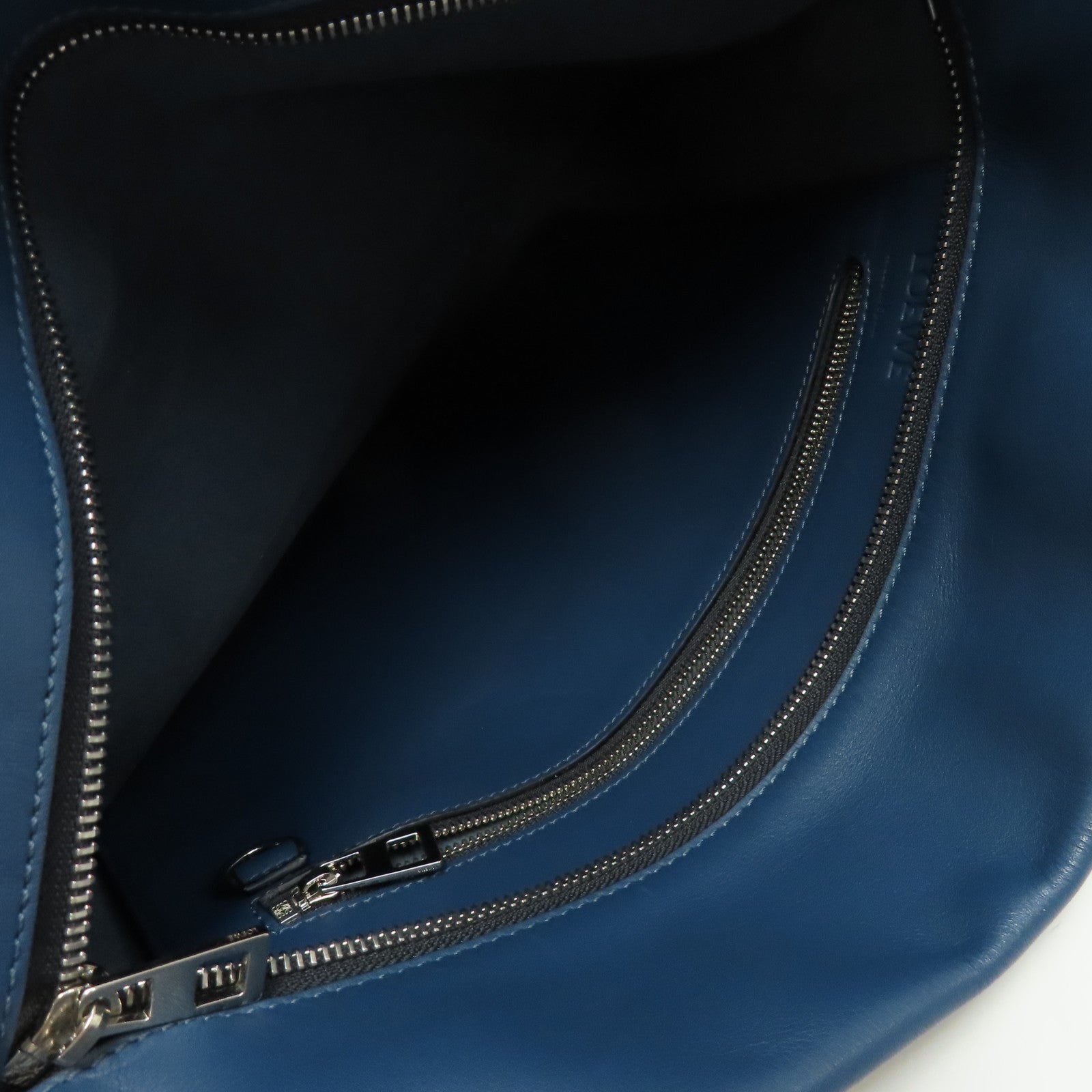 LOEWE 牛皮皮革Tote Bag銀扣手挽袋藍色