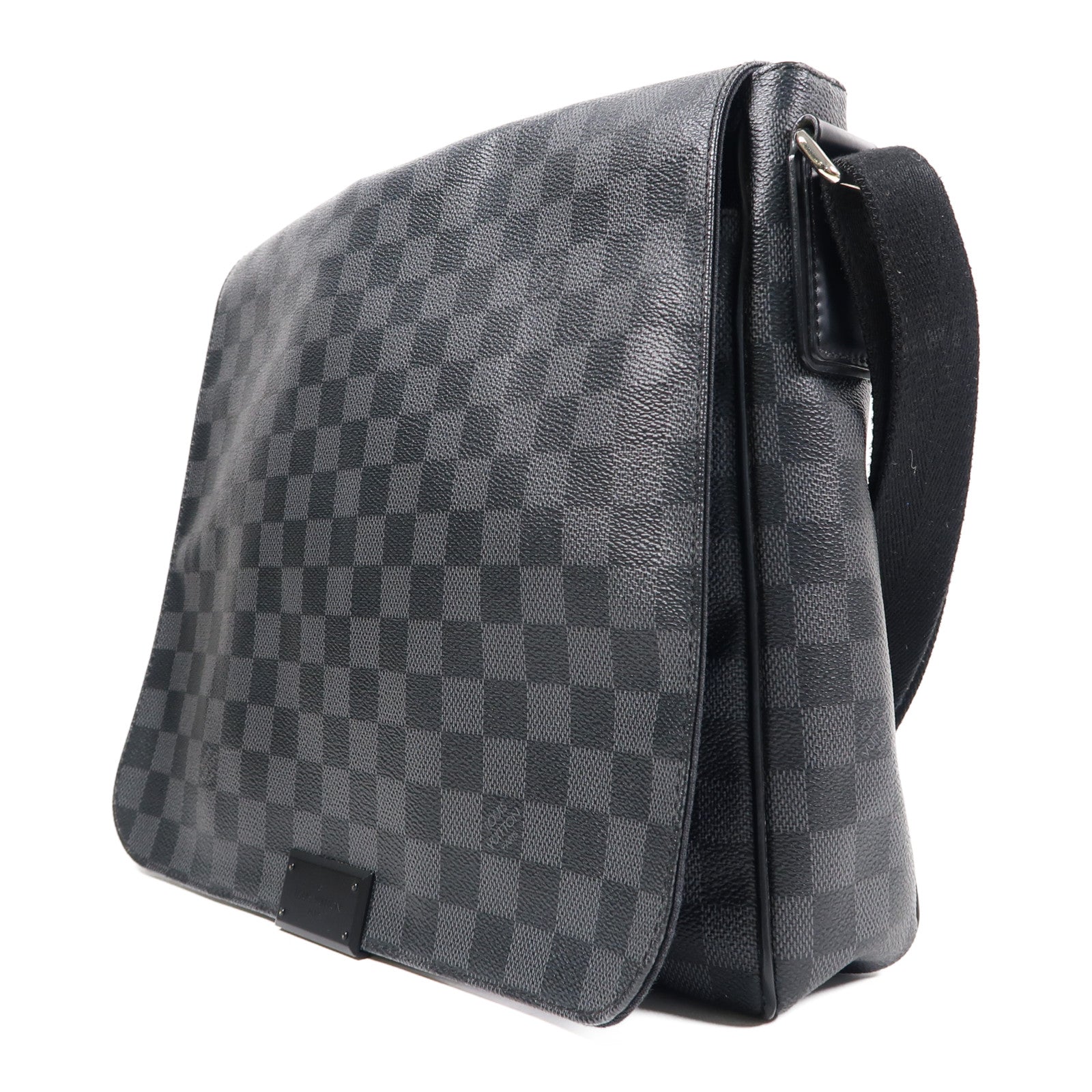 LOUIS VUITTON Damier Graphite District PM銀扣肩背袋黑色
