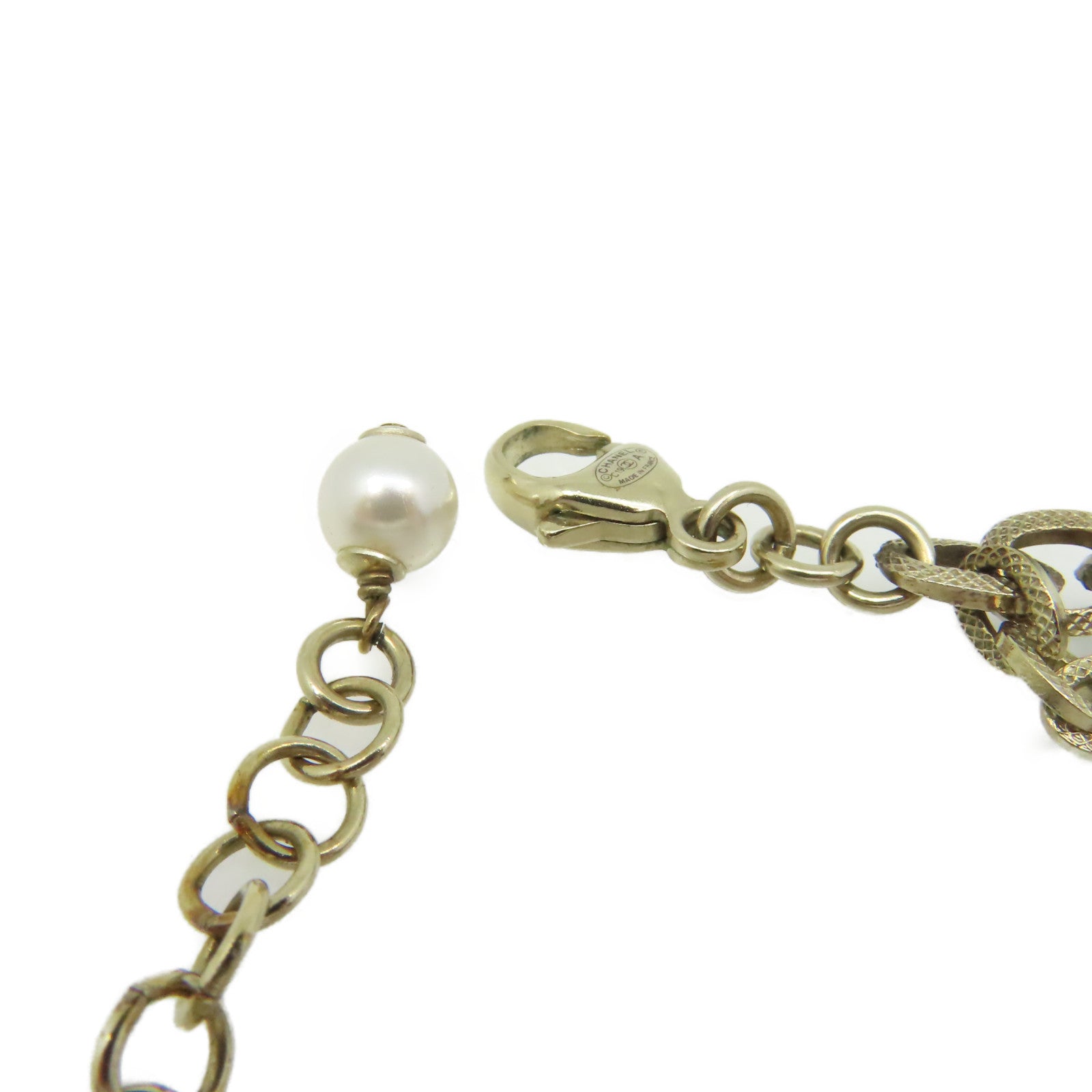 CHANEL 【激減優惠】金屬/仿珍珠CC Necklace項鏈金色/珍珠色