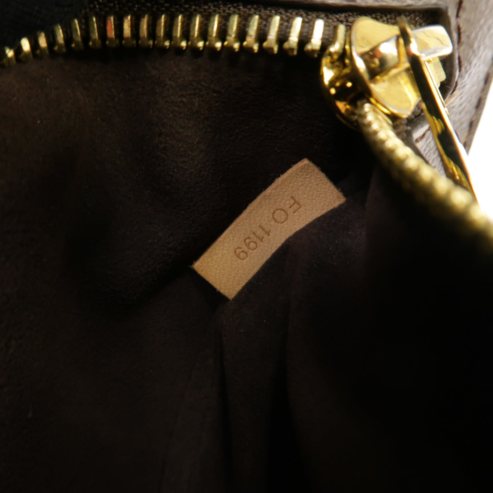 LOUIS VUITTON Monogram Pochette Metis金扣手挽肩背兩用袋啡色