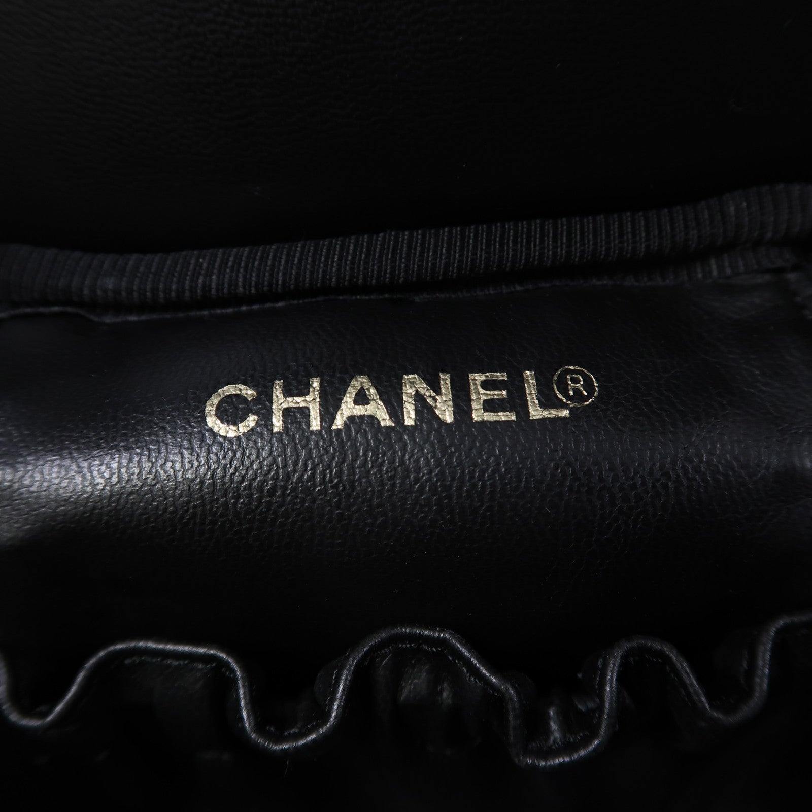 CHANEL 【激減優惠】Caviar皮革Vanity Bag金扣手挽袋黑色