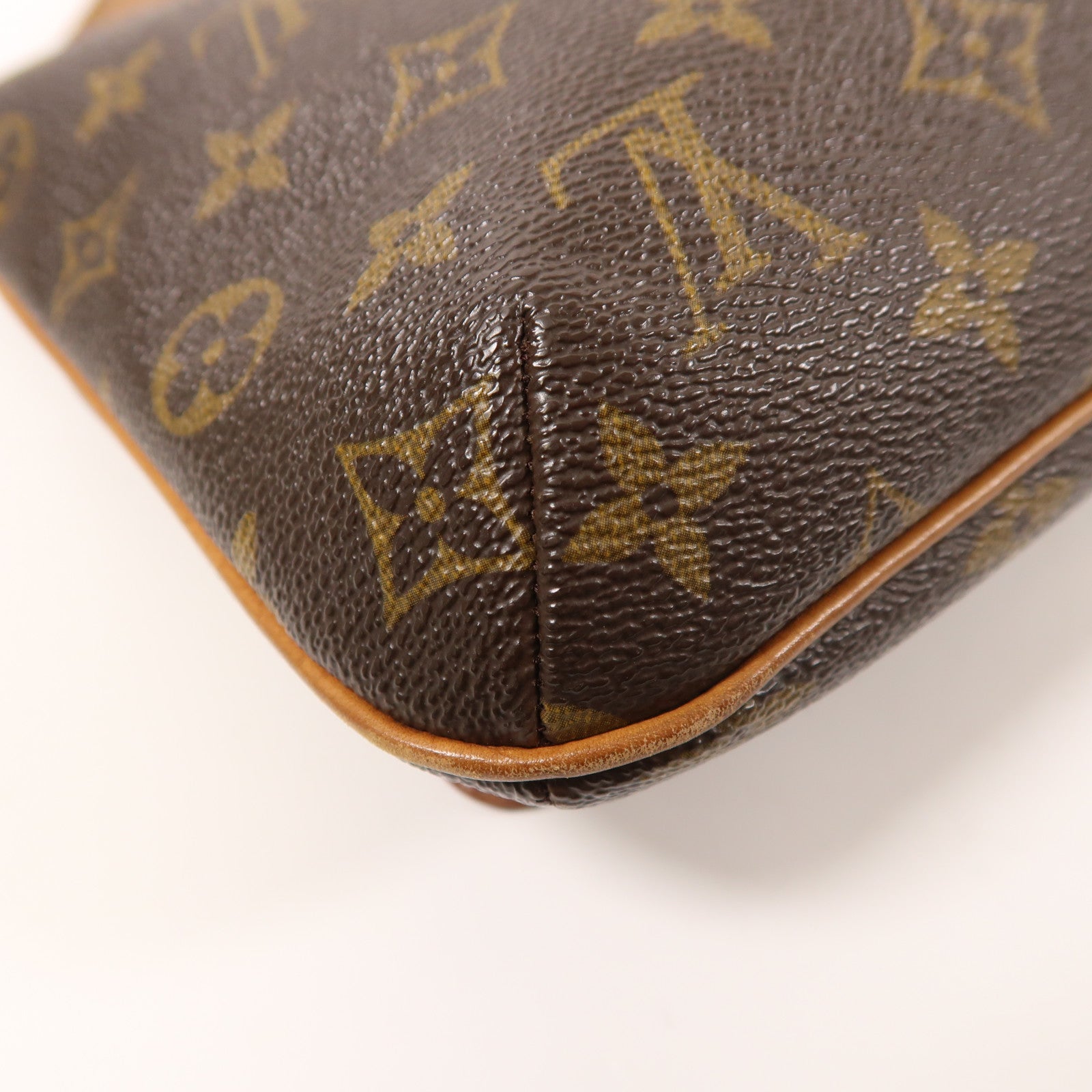 LOUIS VUITTON 【激減優惠】Monogram Musette Tango Long Shoulder金扣肩背袋
