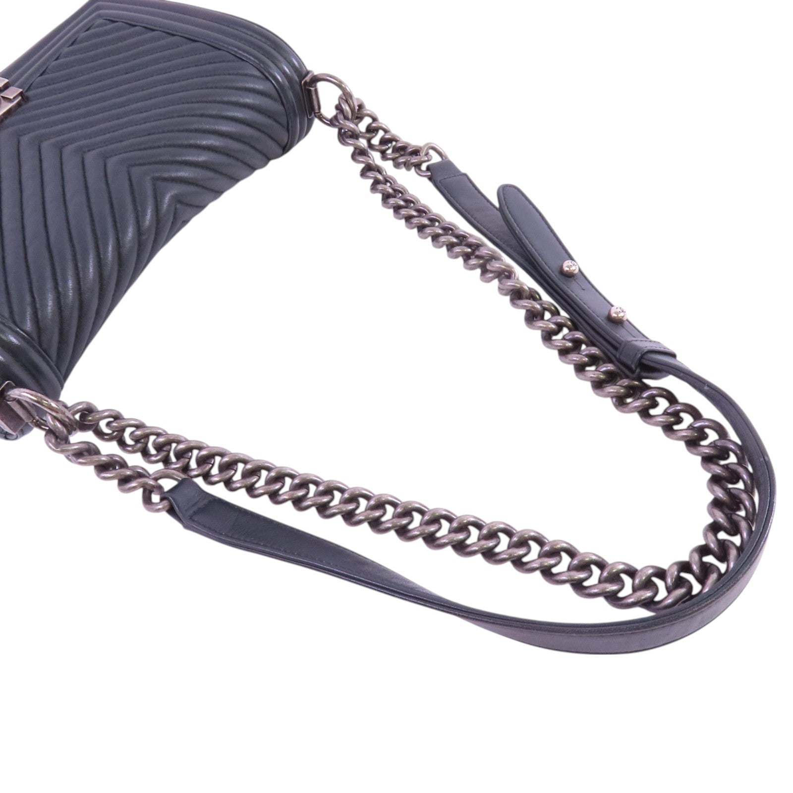 CHANEL 【激減優惠】羊皮皮革Boy 25銀扣鏈帶肩背袋