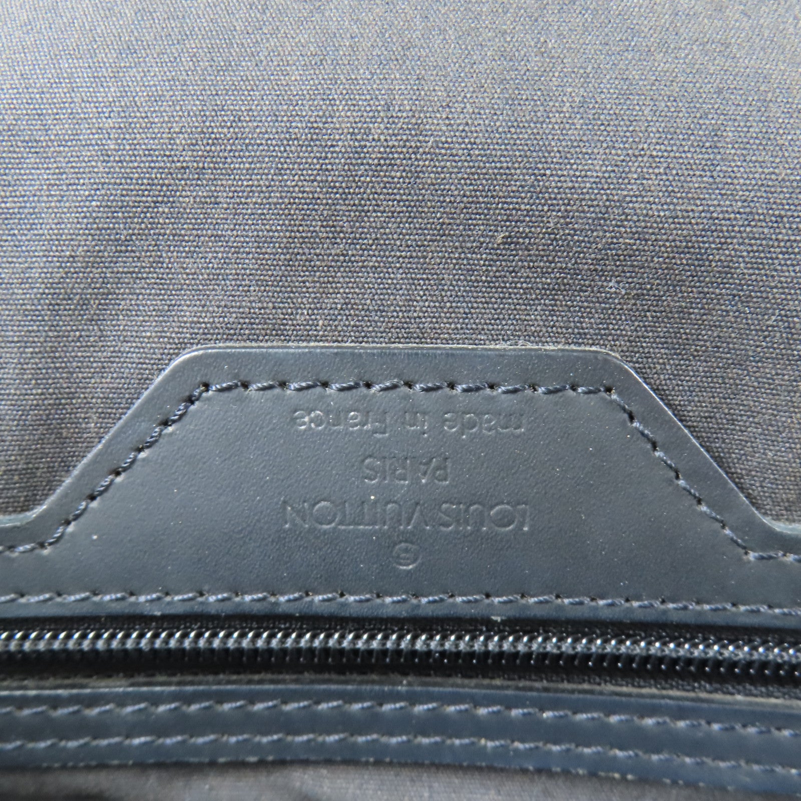 LOUIS VUITTON Epi Sac Plat銀扣手挽袋