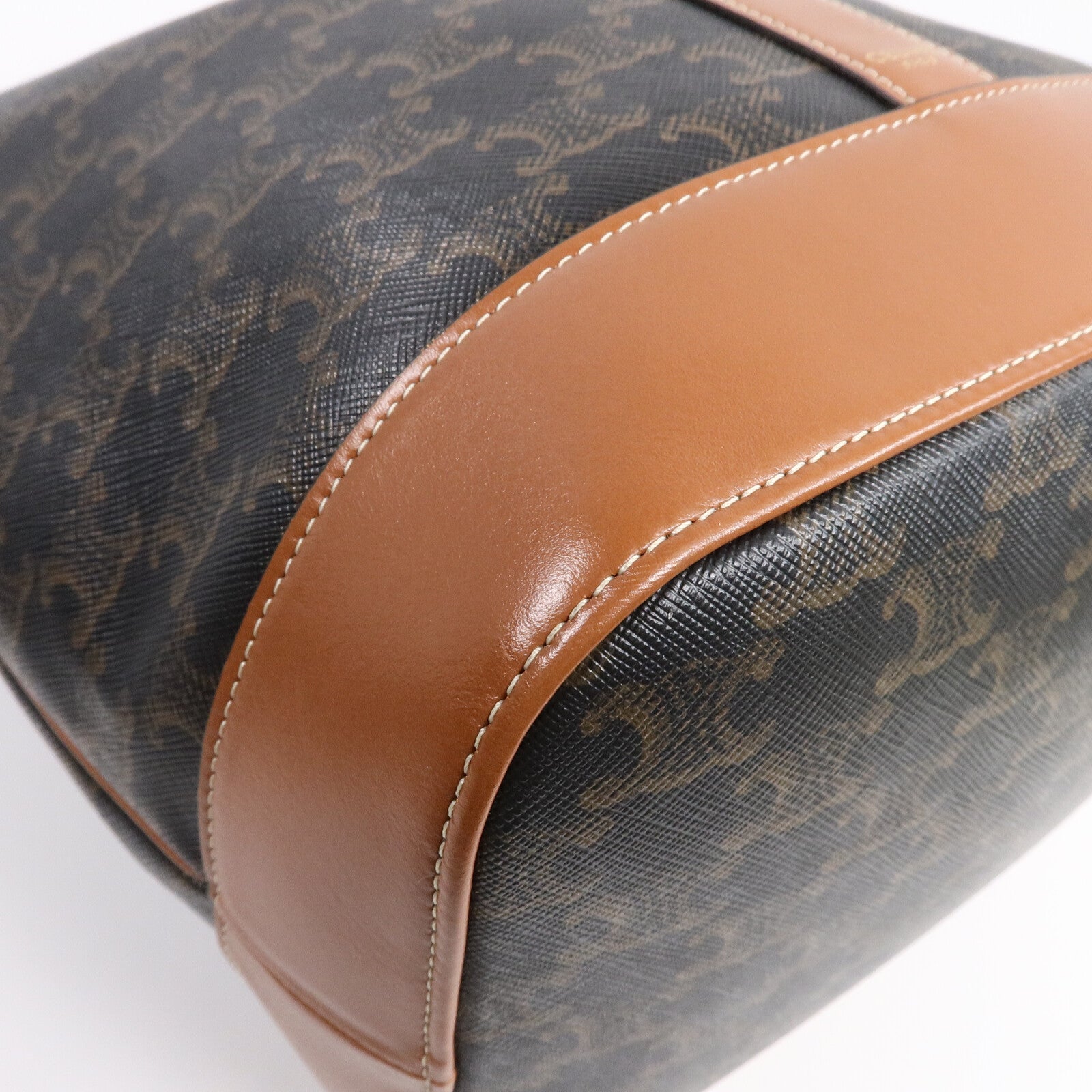 CELINE 塗層帆布Triomphe Bucket Medium肩背袋