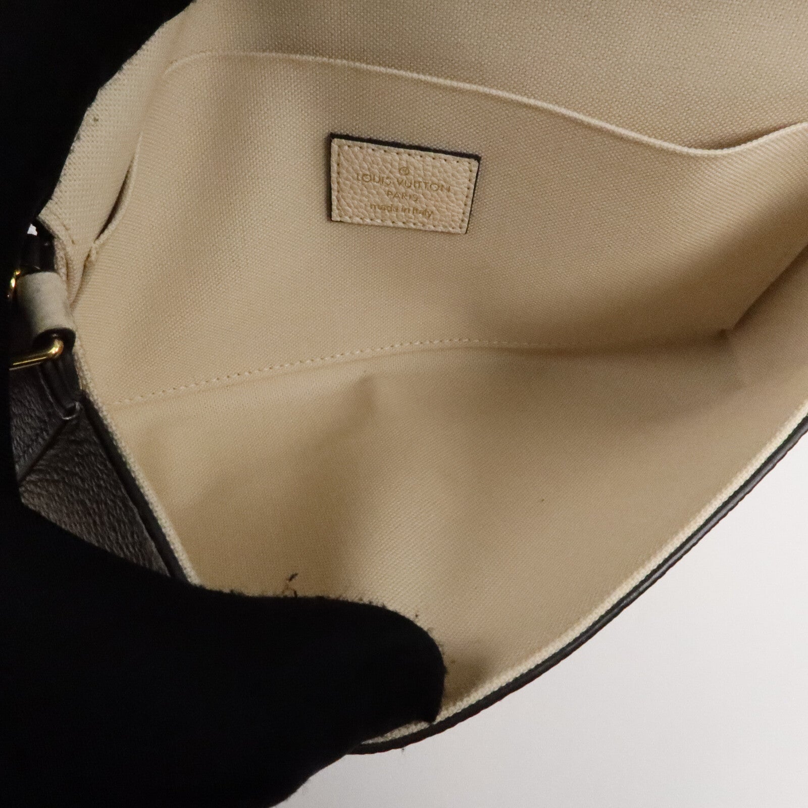 LOUIS VUITTON Monogram Empreinte Pochette Felicie肩背袋