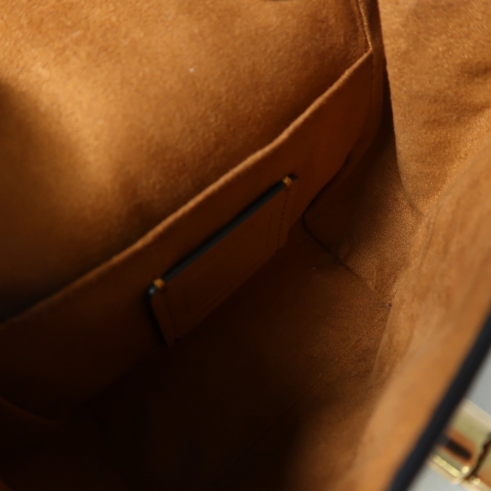 COACH 牛皮皮革Backpack金扣鏈帶背包黑色